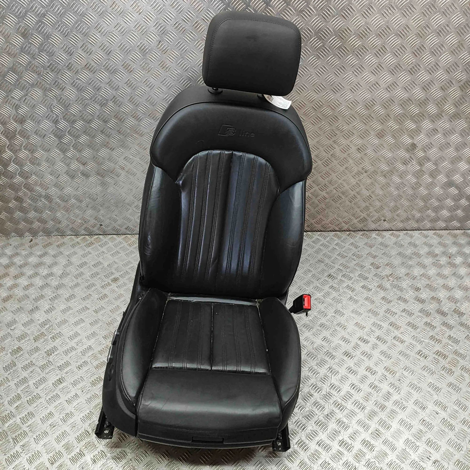Audi A7 (4G) Front Right Seat 4G0881806BD, 4G0881406H, 4G8881516A Front Right...