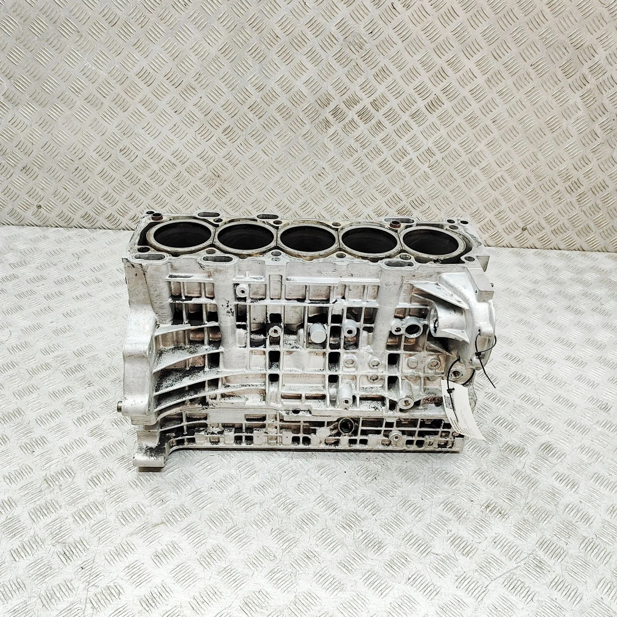 Volvo V70 engine block 9186946A Engine Block VOLVO V70 (II SW) (1999-2...