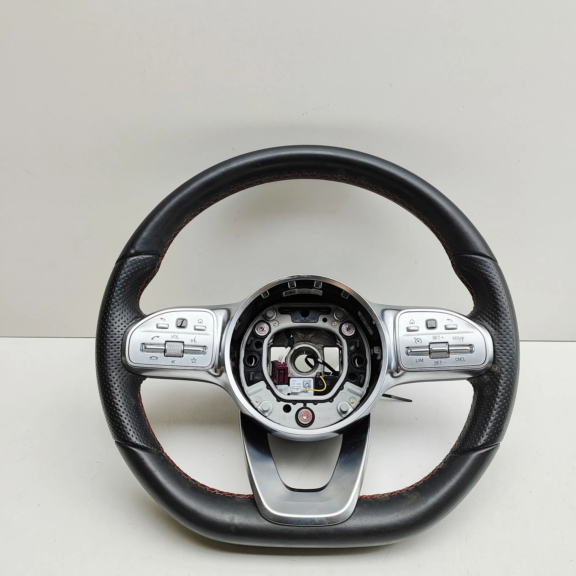 Mercedes-Benz GLA / EQA (H247) steering wheel A0050004599 Steering Wheel MERCEDES-BENZ GLA (H...