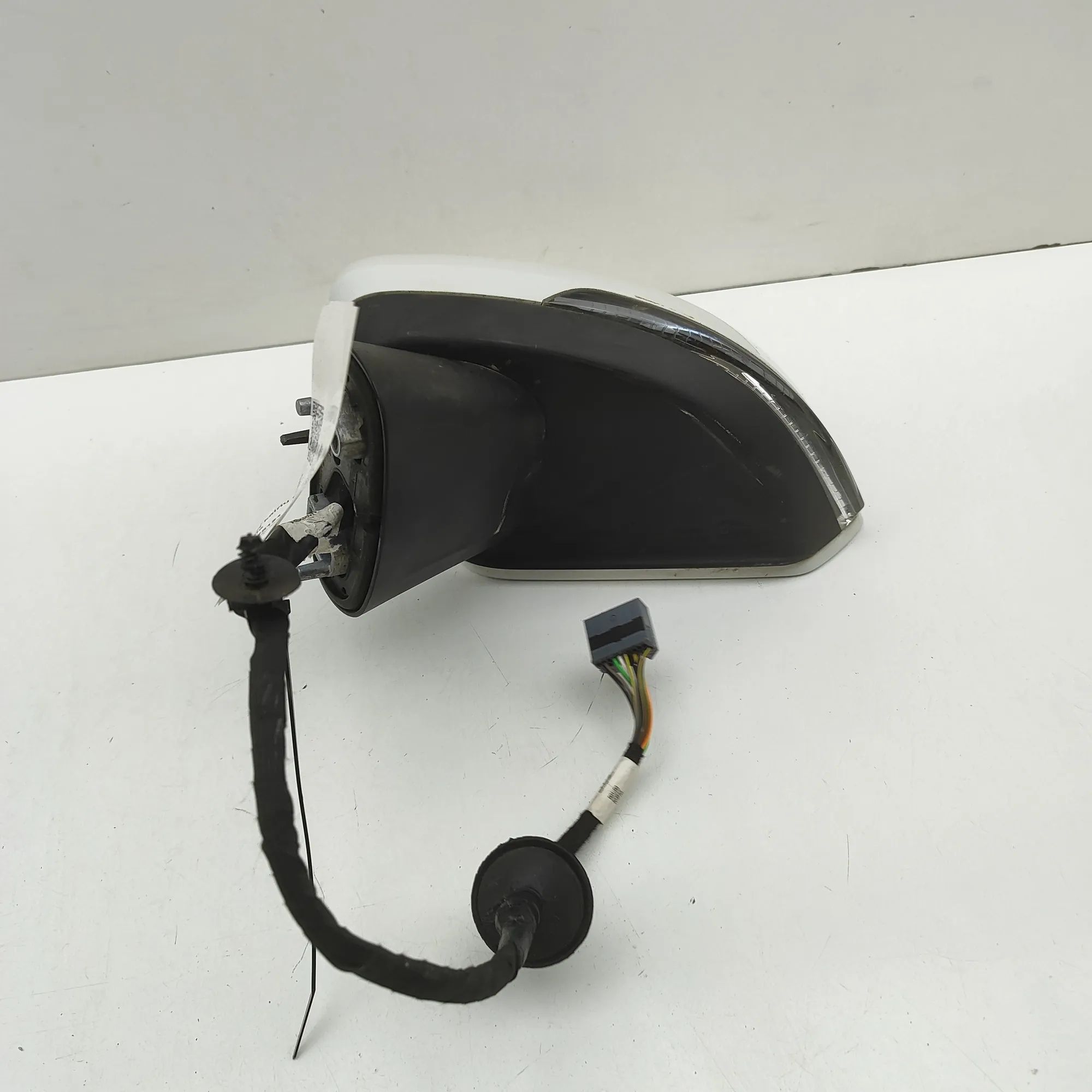Volvo S60 Left Side Wing Mirror 31477562 Left Side Wing Mirror VOLVO V60 (II 22...