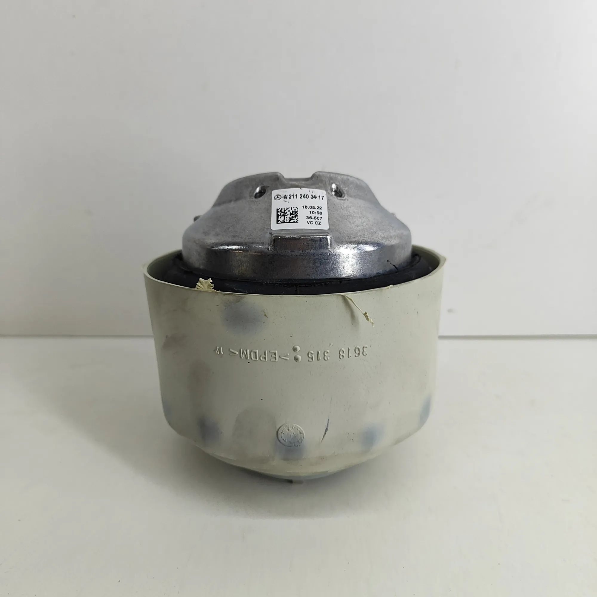 Mercedes-Benz A (W168) Left Side Engine Mount A2112403117 Left Side Engine Mount MERCEDES-BEN...