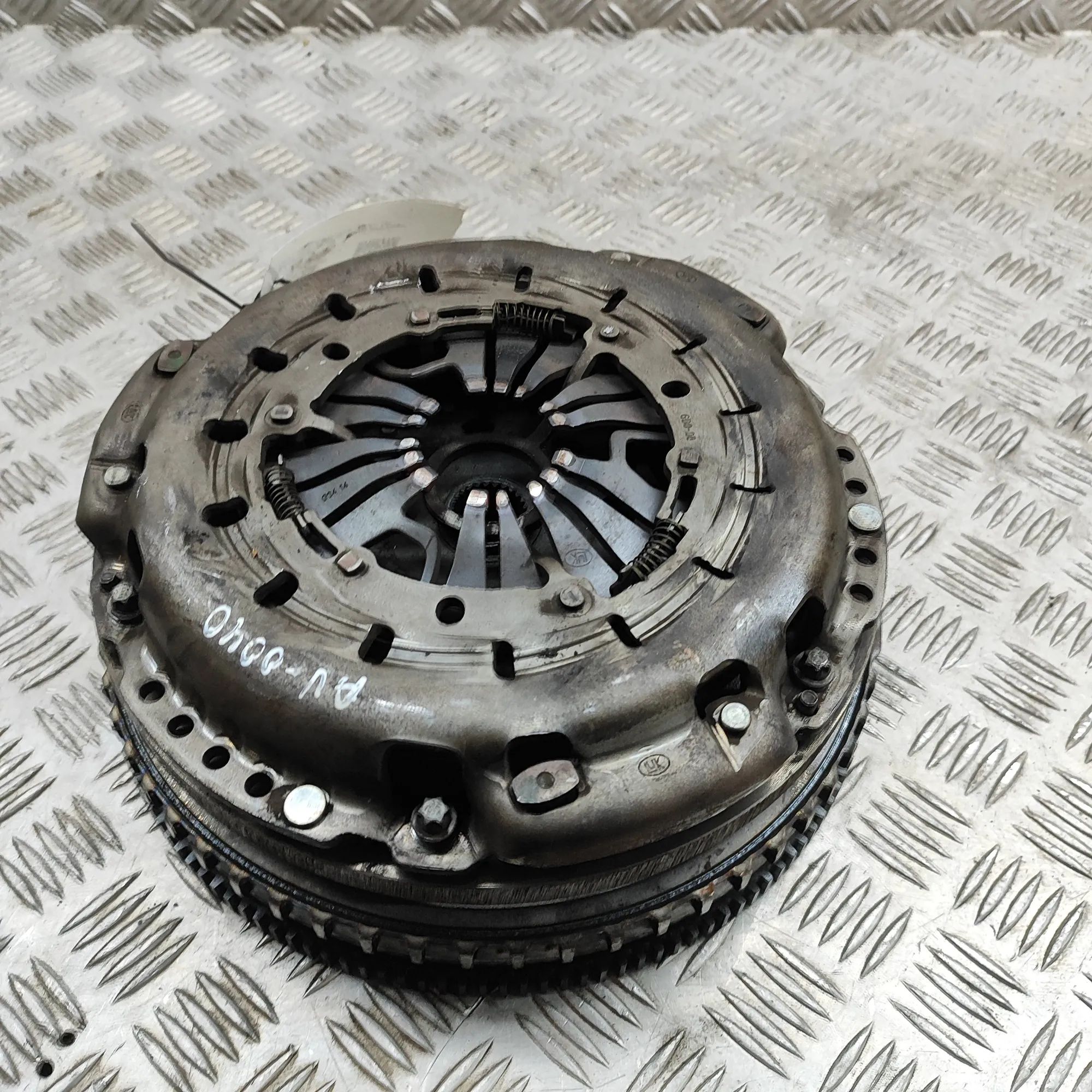 Mercedes-Benz V / Vito / EQV (W447) комплект сцепления A0262500701 Clutch Kit MERCEDES-BENZ VITO (Furg...
