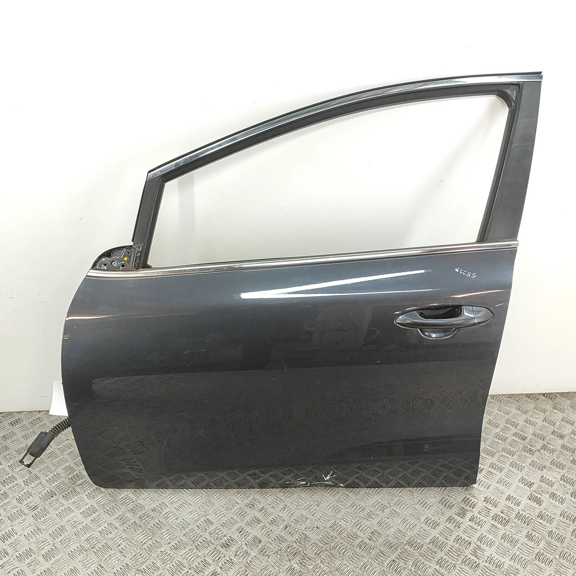 Kia ceed (JD) Front Left Door 76003-A2000 Front Left Door KIA CEE\'D (JD) (20...