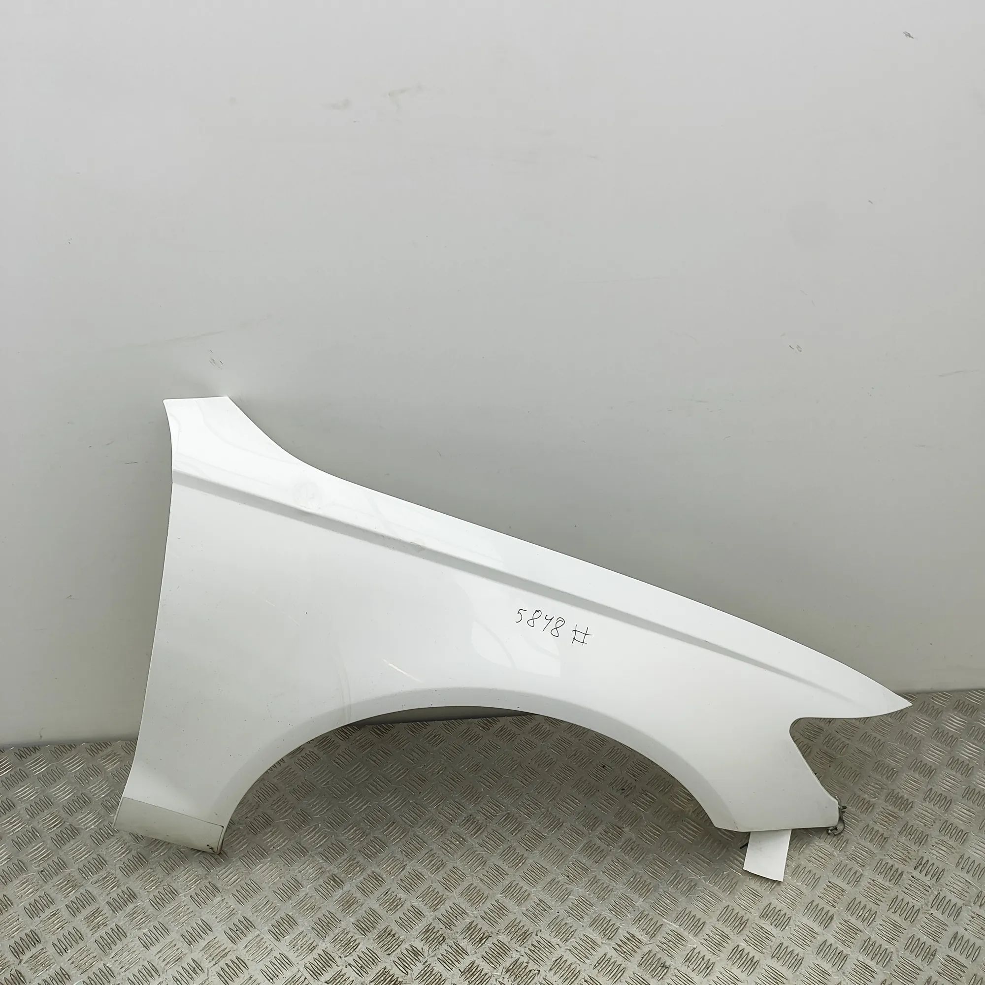 Audi A6 (C7) Front Right Fender 4G0890906 Front Right Fender AUDI A6 (4G2, C7, ...