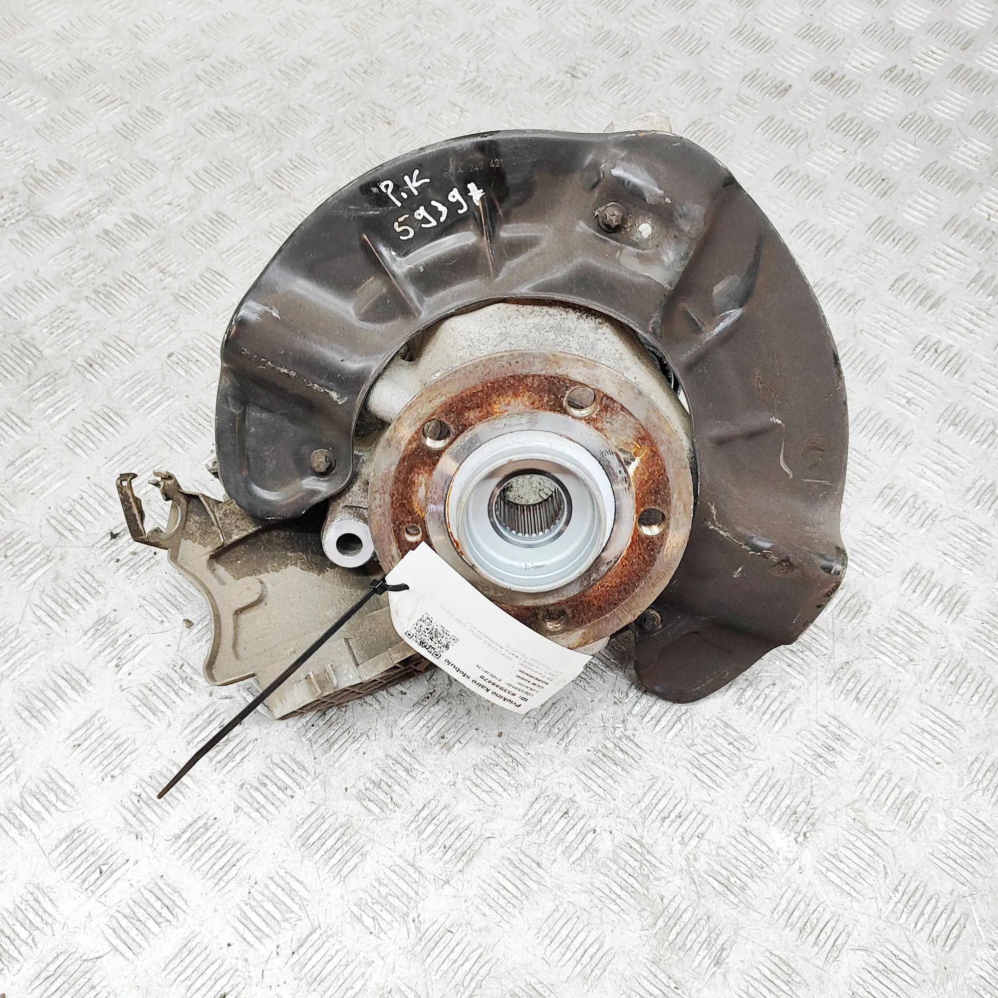 Mercedes-Benz GLB / EQB (X247) Front Left Wheel Hub A2473320100 Front Left Wheel Hub MERCEDES-BENZ ...