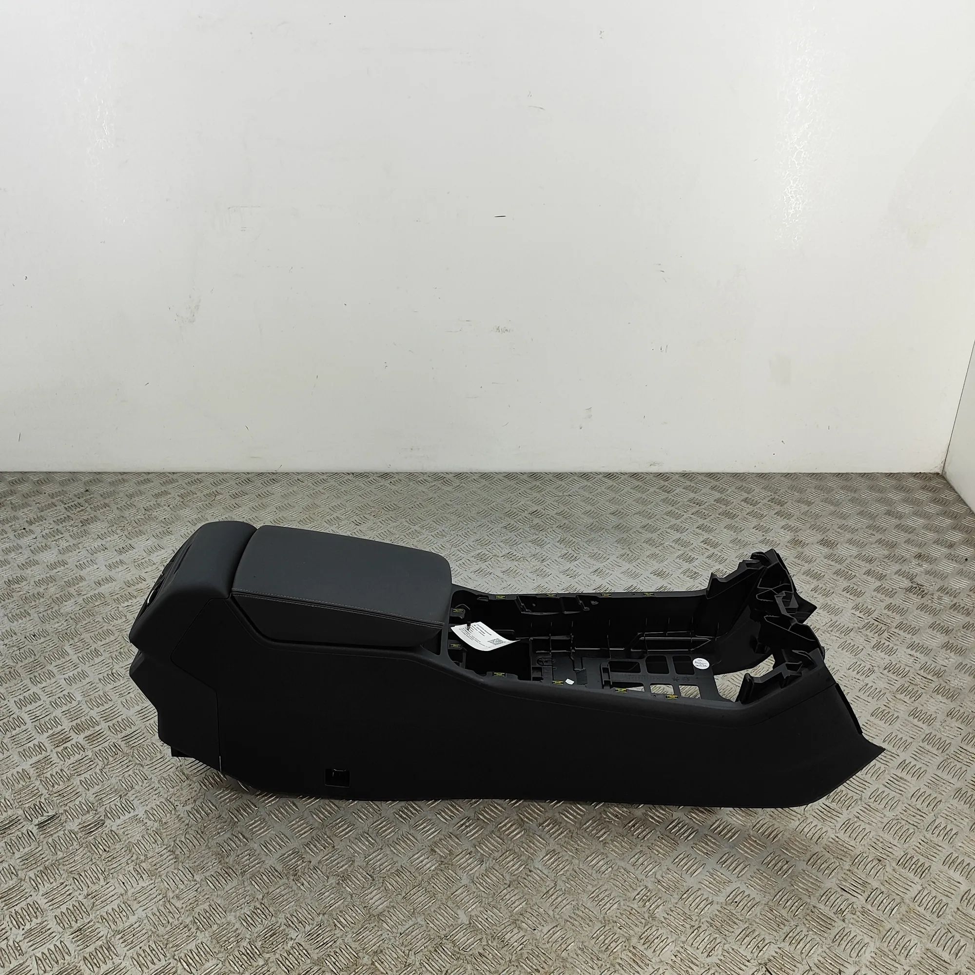 Audi Q5 (GU) center console 8MA863241B Center Console AUDI Q5 (GUB) (2025-....