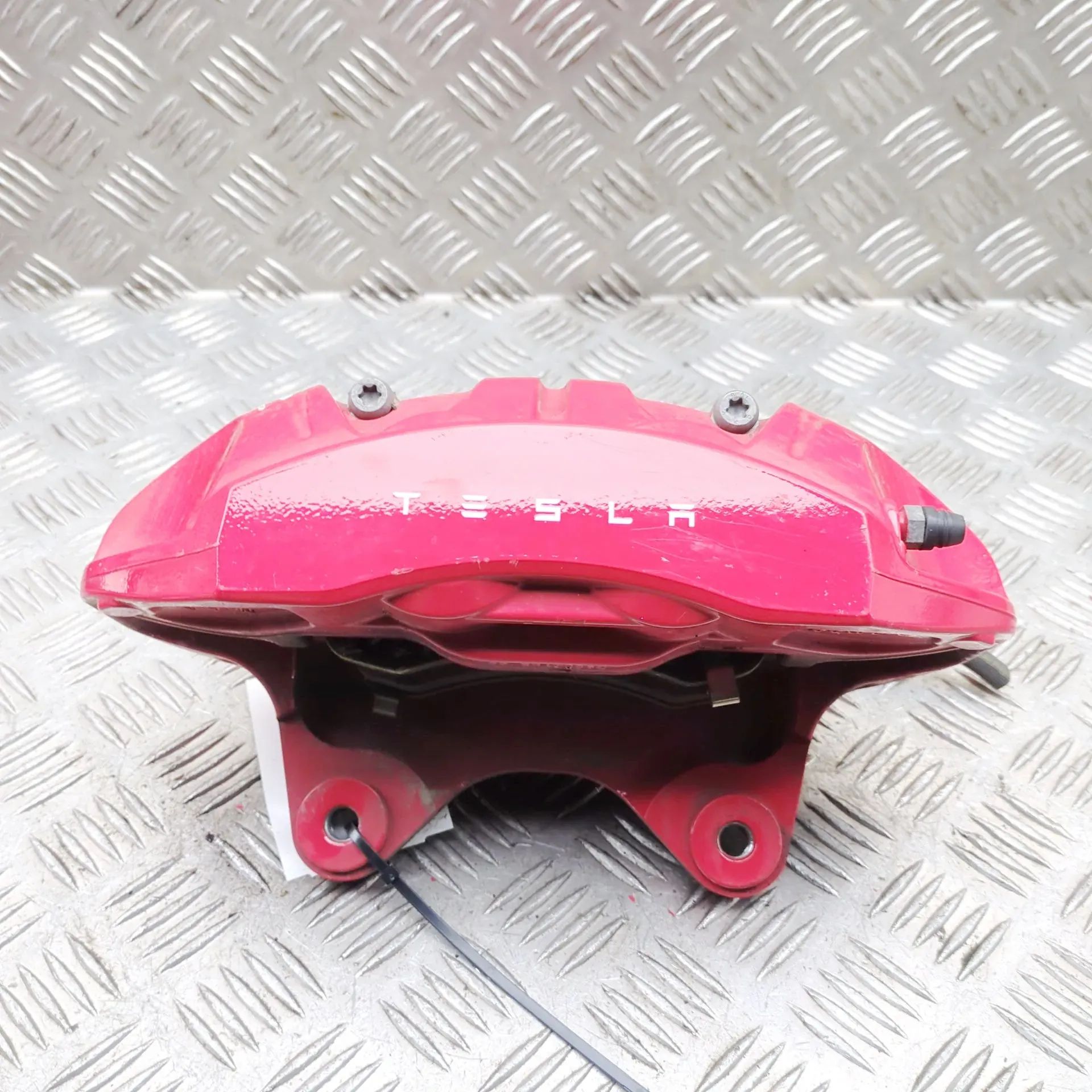 Tesla Model Y Front Right Brake Caliper 2288642-00-A Front Right Brake Caliper TESLA MO...