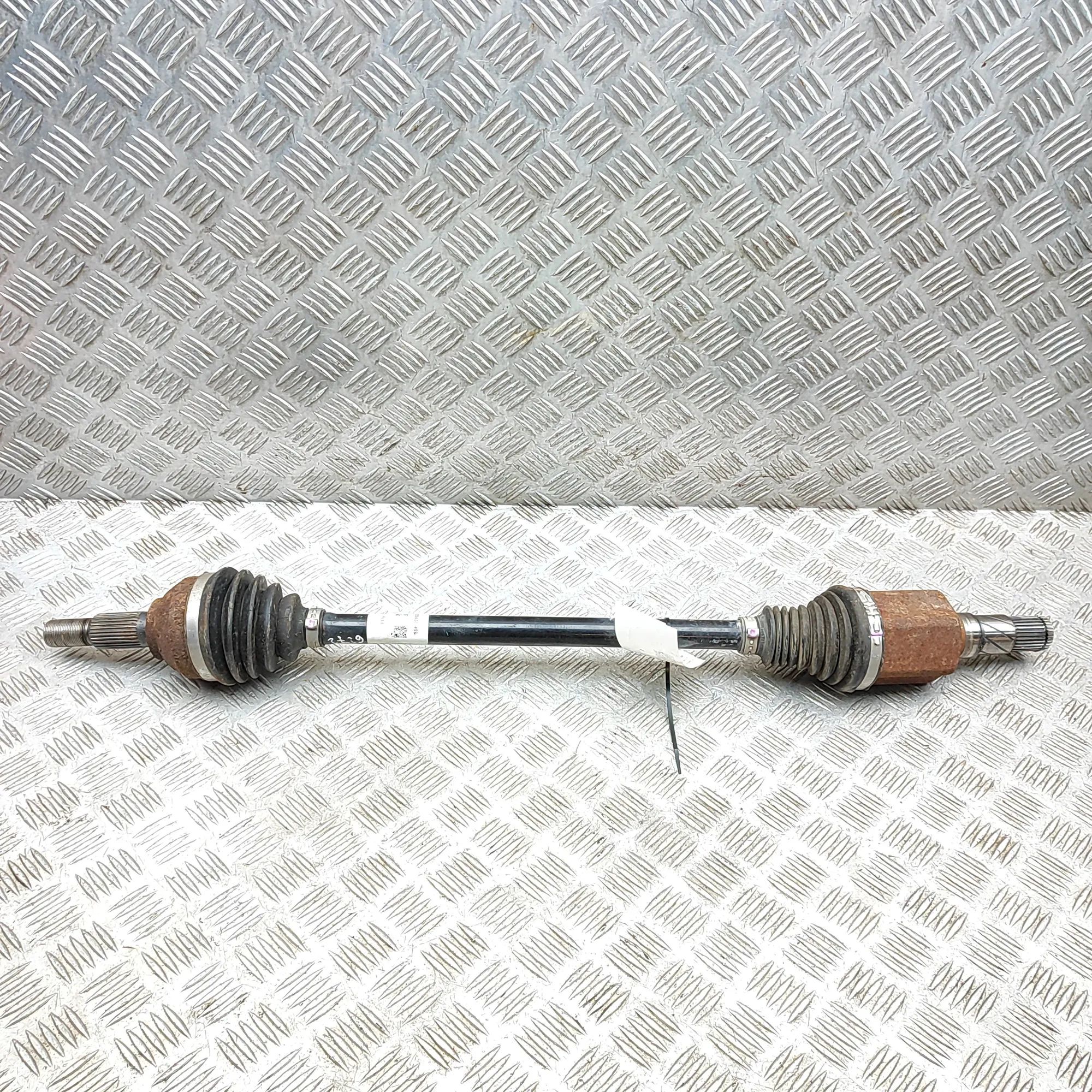 Tesla Model Y Front Right Driveshaft 1188115-99-A Front Right Driveshaft TESLA MODEL...