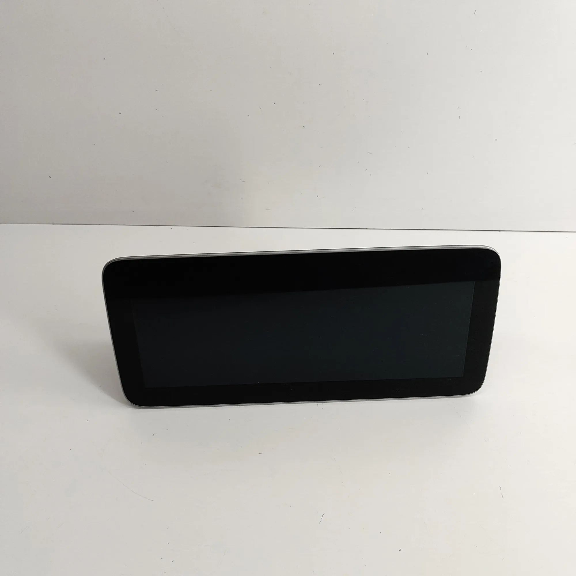 Mercedes-Benz A (W176) Navigation Screen Display