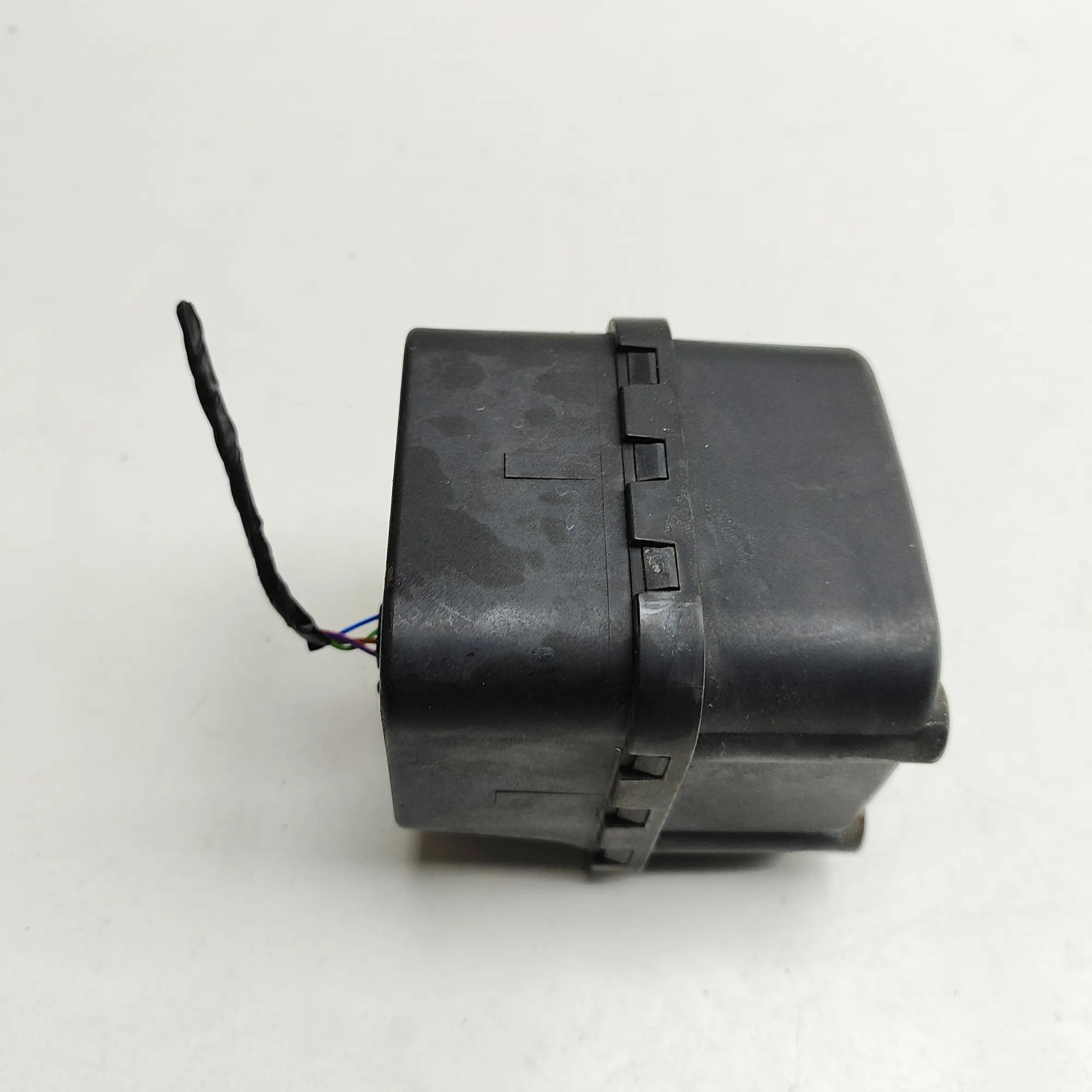 BMW X1 (F48) Engine Sound Control Unit