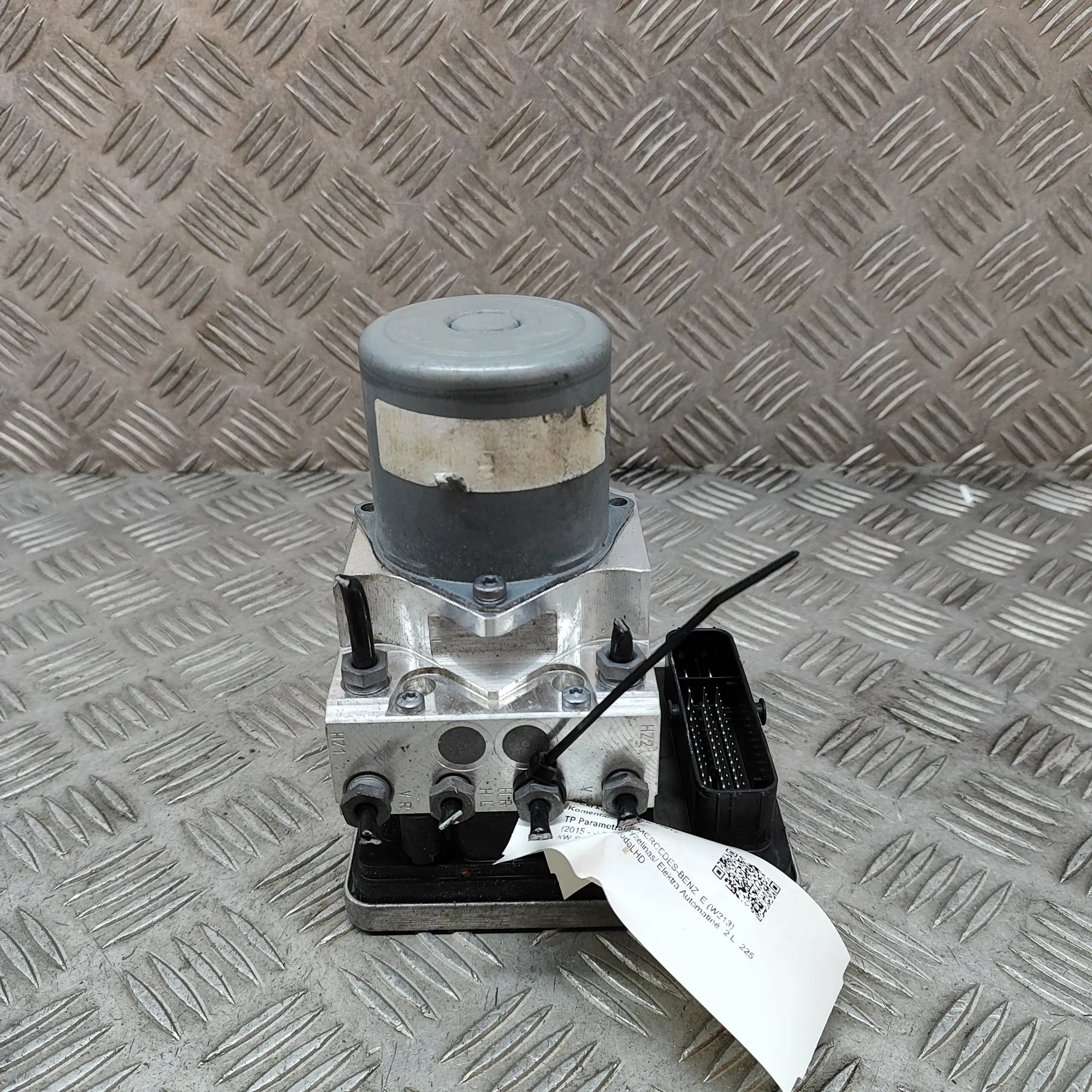 Mercedes-Benz A (W177) ABS hydraulic pump A2139004035 ABS Pump MERCEDES-BENZ E-CLASS (W21...