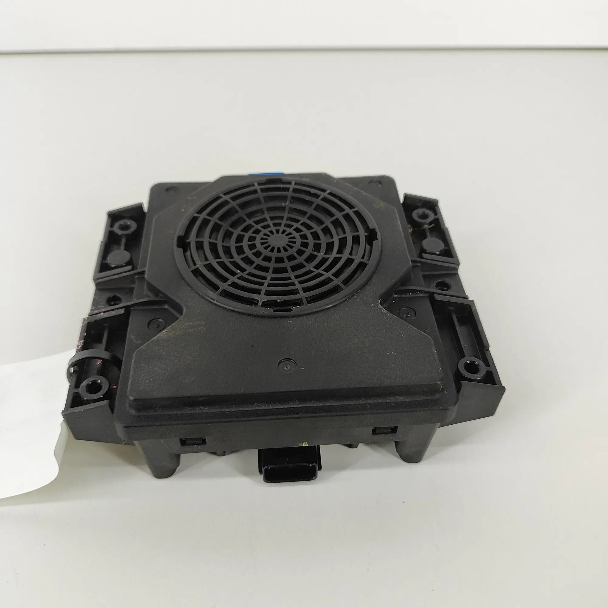 Hyundai Tucson Engine Sound Control Unit 96390-CZ500 Engine Sound Control Unit HYUNDAI T...