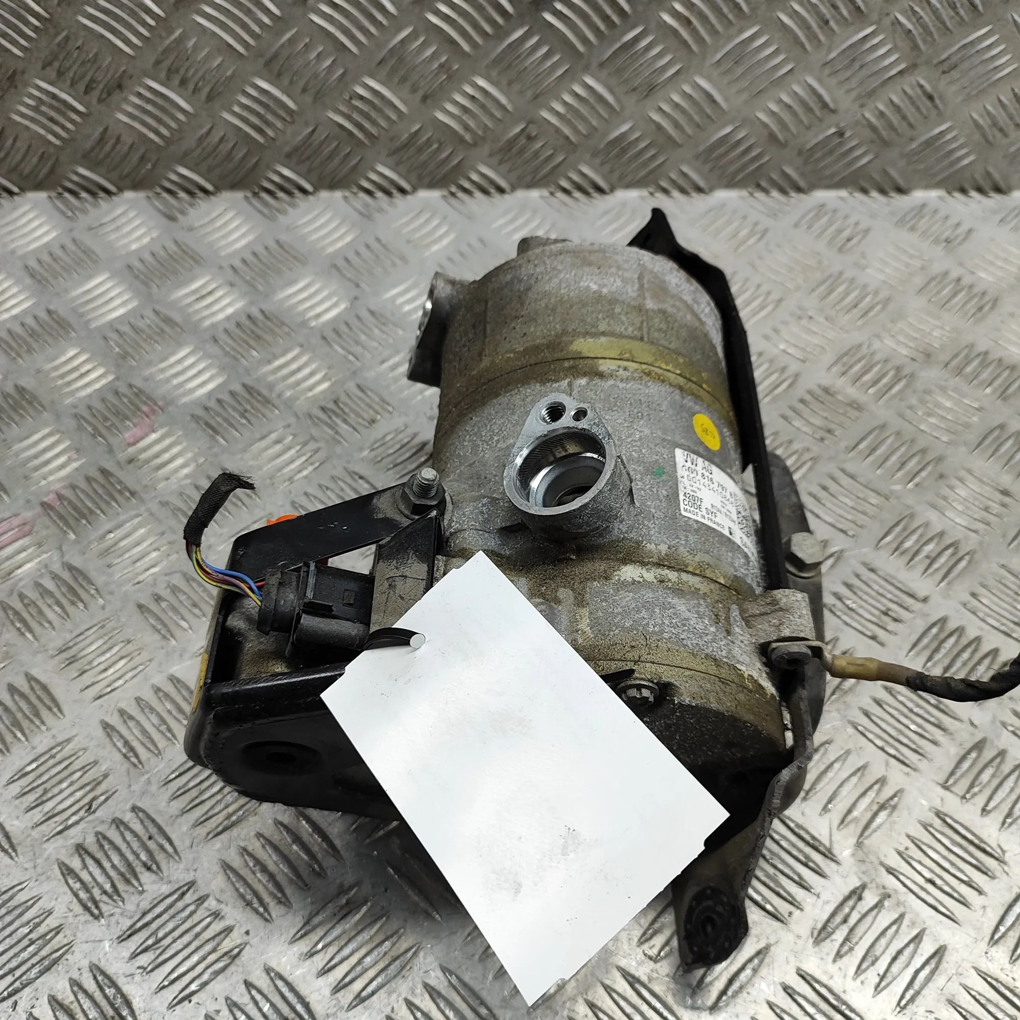 Audi e-tron Air Condition A/C Pump 4KE260087J, 4G0816797B Air Condition A/C Pump A...