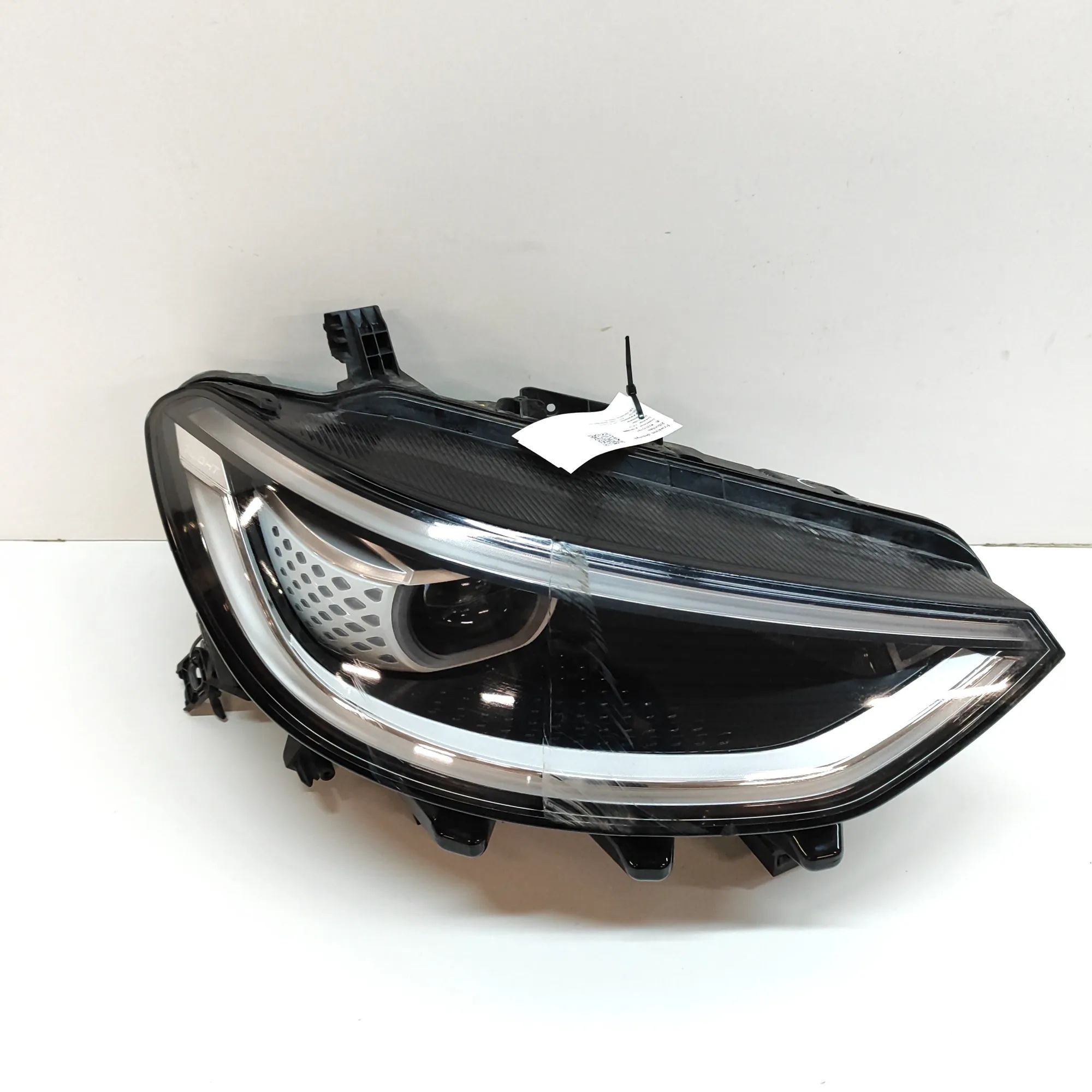 Volkswagen ID.3 Front Right Headlight 992941572A, 10B941036A, 992941572AE Front Right...