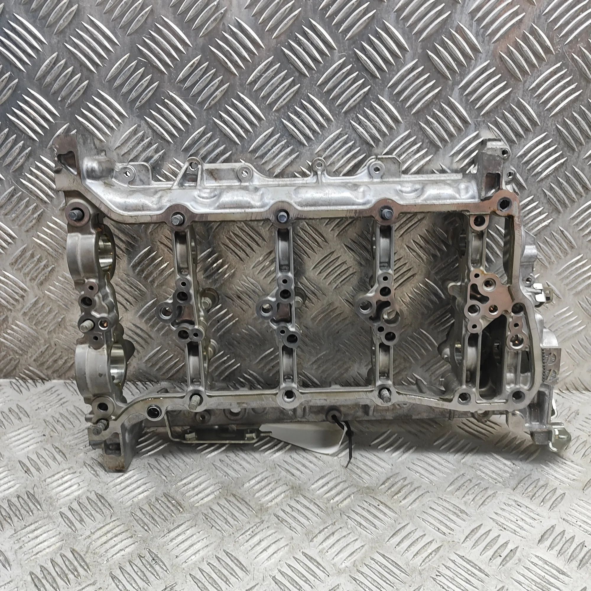 Lexus UX Engine Cylinder Head 11103-24021 Engine Cylinder Head LEXUS UX (_AA1...
