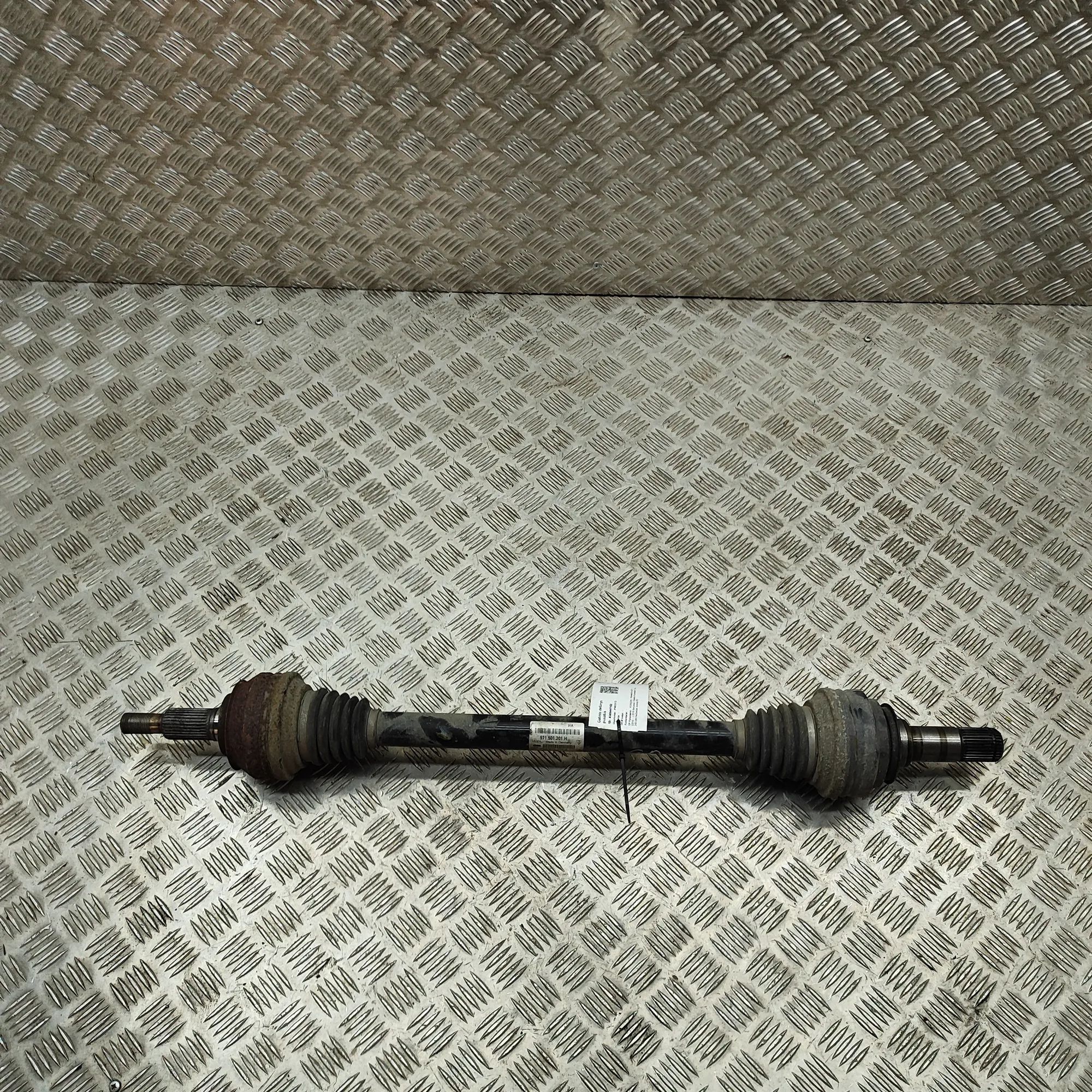 Porsche Panamera Rear Right Driveshaft 971501201, 971501201H Rear Right Driveshaft POR...