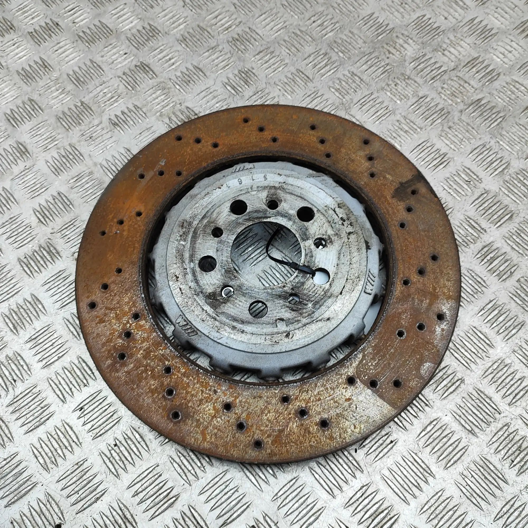 BMW 4 (F32 / F33 / F36) Rear Right Brake Disc 8093730 Rear Right Brake Disc BMW 4 SERIES (Cou...