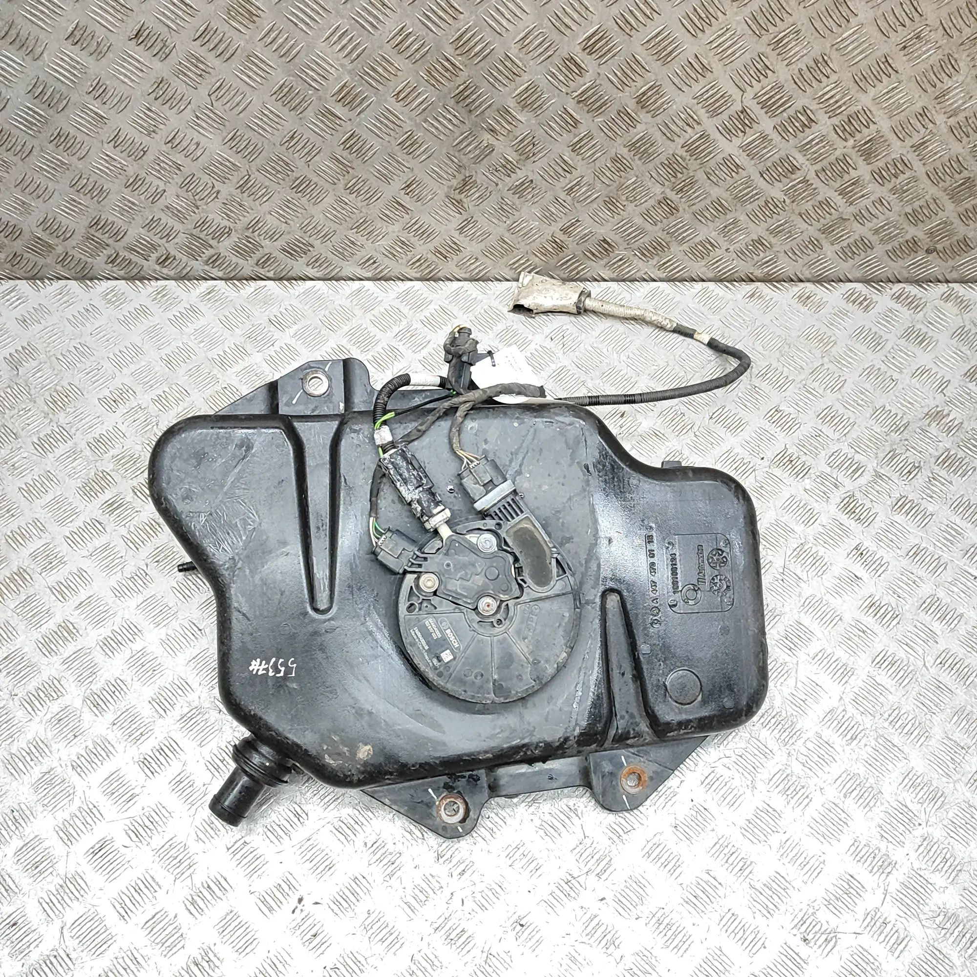 Mercedes-Benz V / Vito / EQV (W447) Adblue tank 100108124, 0444040005, 1028117003, A4474700115 ...
