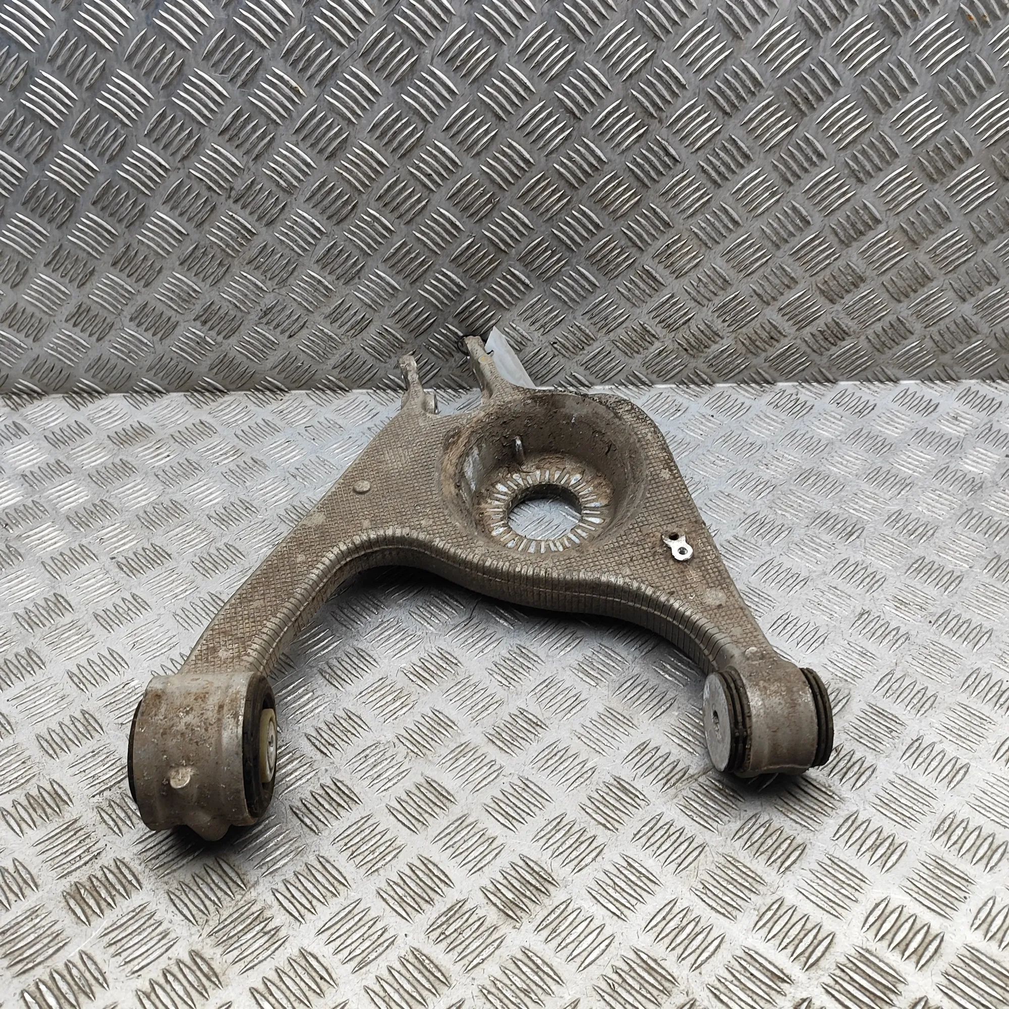 Porsche Panamera Rear Right Lower Control Arm 971505376D Rear Right Lower Control Arm PORSCHE...