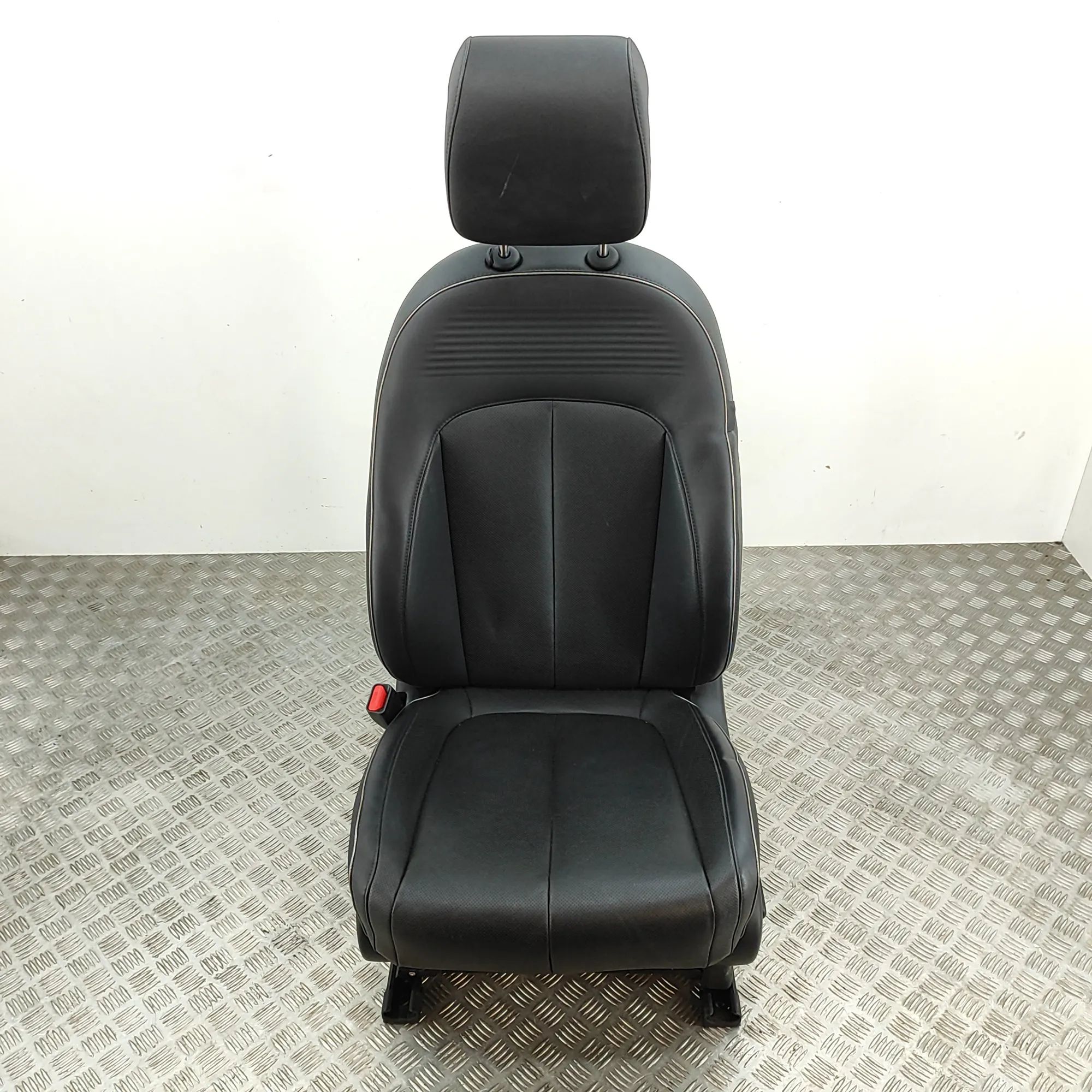 Hyundai Ioniq Front Left Seat 88590-GI231, 88300-GI200 Front Left Seat HYUNDA...