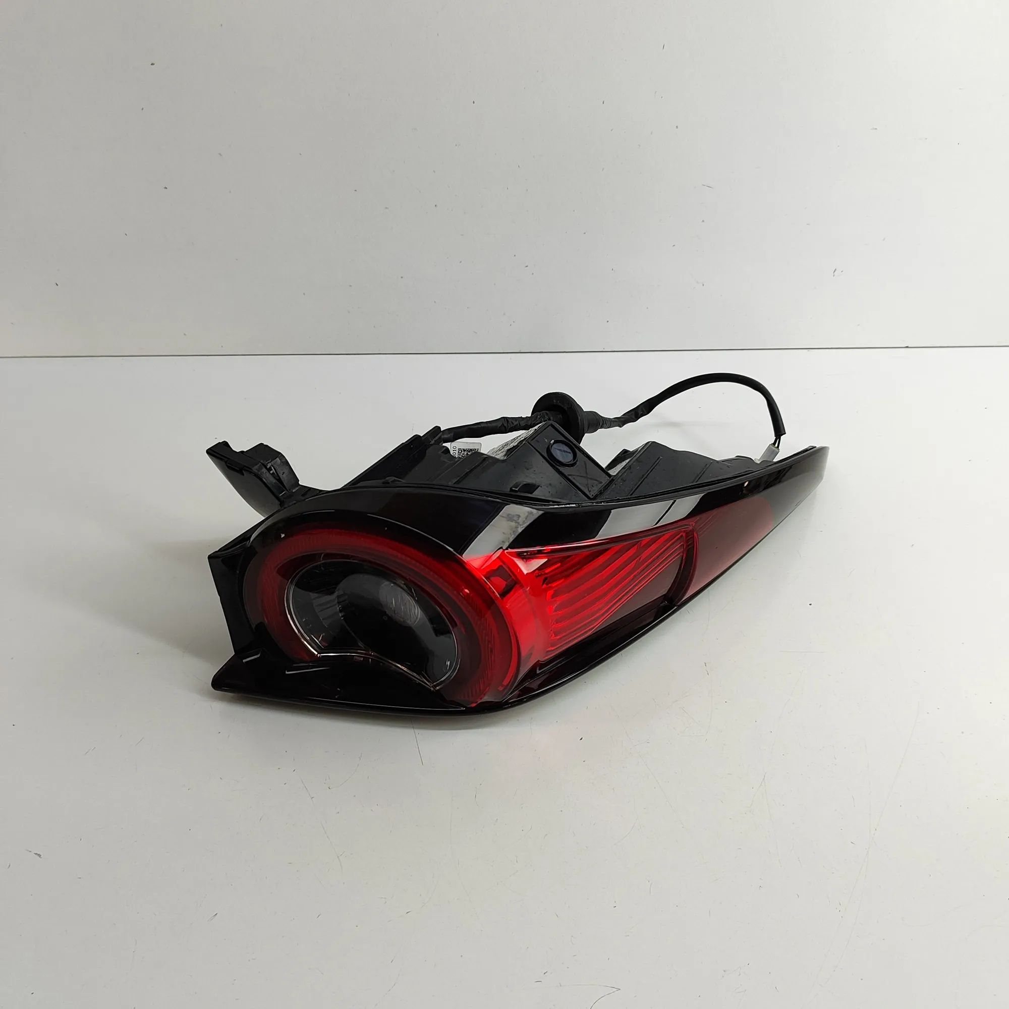 Mazda 3 (BP) Rear Left Tail Light EX39-51-160 Rear Left Tail Light MAZDA CX-3 (0 ...