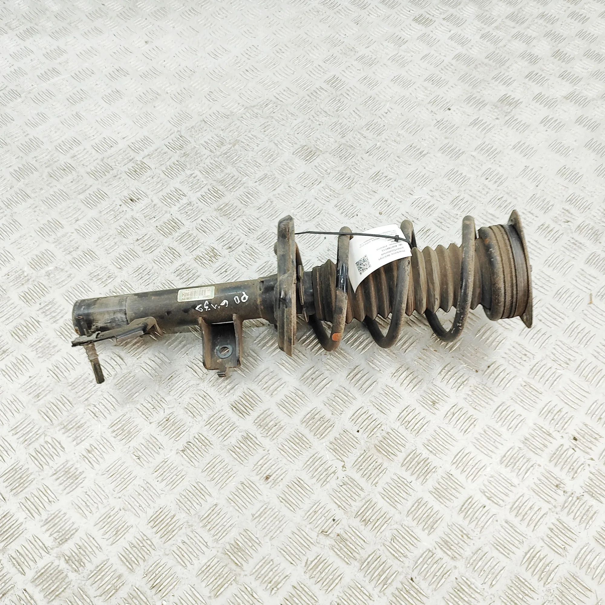 Nissan Ariya Front Right Shock Absorber 54302-5MP1D Front Right Shock Absorber NISSAN A...