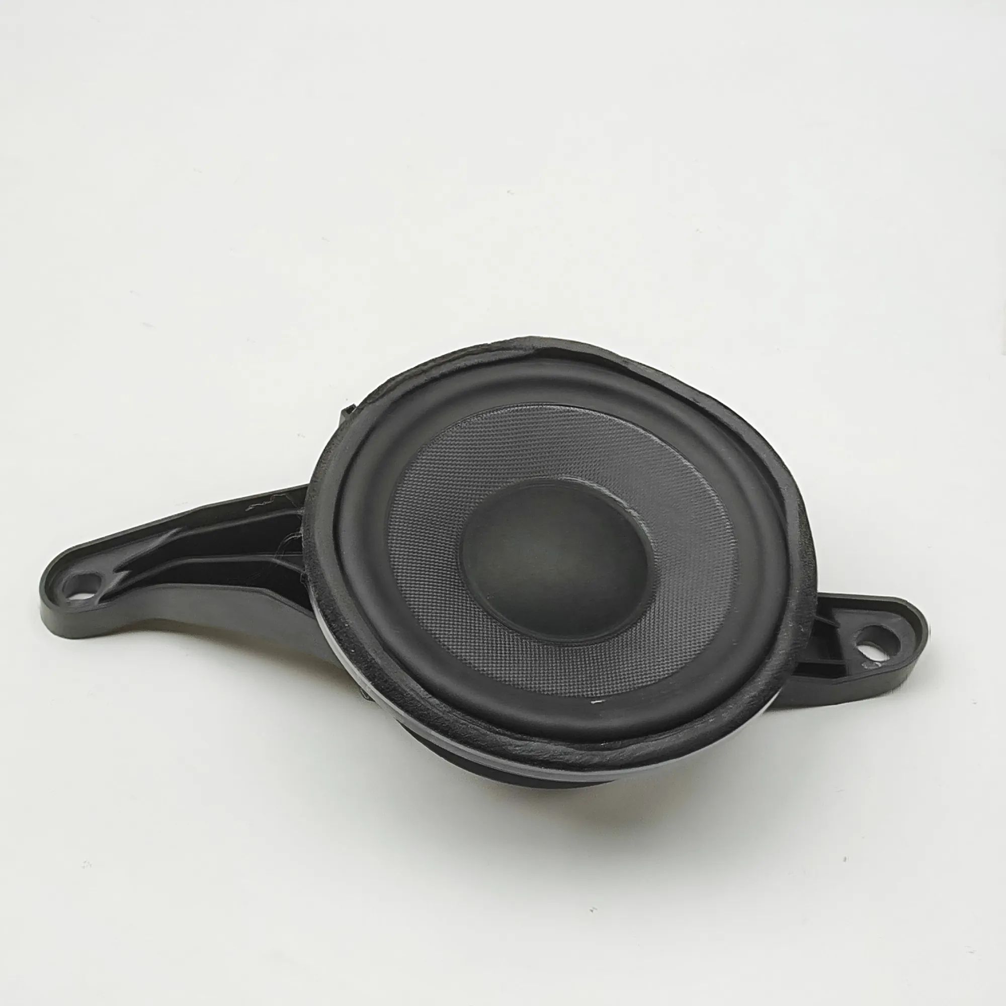 Mercedes-Benz A (W176) Rear Right Door Speaker A2228206802 Rear Right Door Speaker MERCEDES-BE...