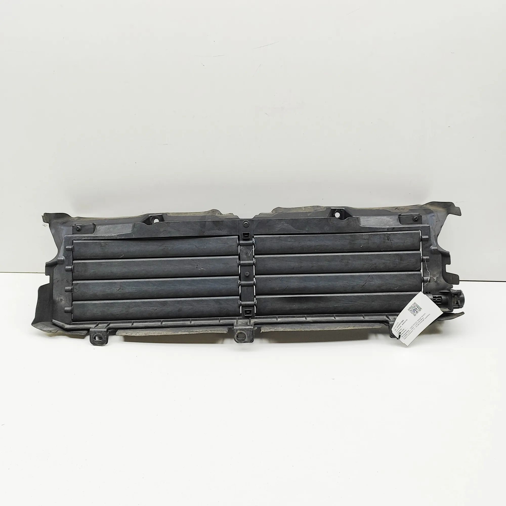 Land Rover Range Rover Evoque Radiator Air Intake Channel K8D2-8475-AC Radiator Air Intake Channel LAND R...