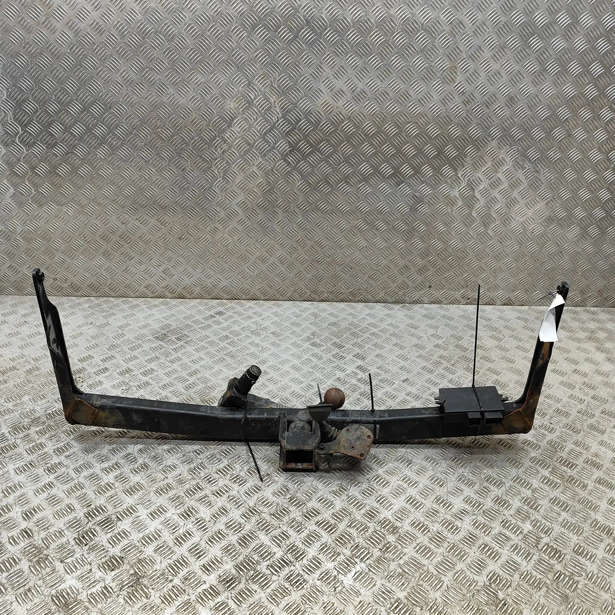 Skoda Octavia Towbar Kit 55R-0155657, 5Q0907383, 5DS010678-00, 5DS010678...