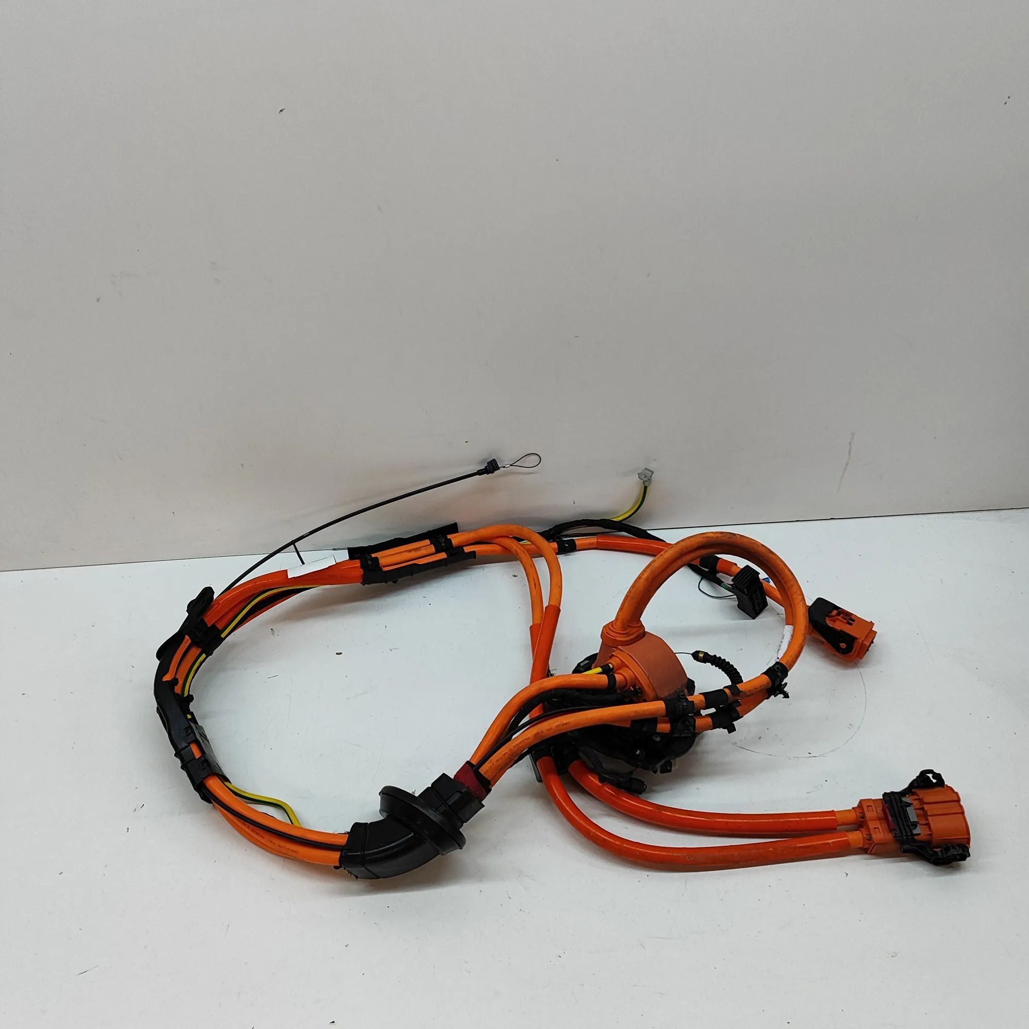 Mercedes-Benz EQC (N293) Battery Charging Cable A2935406904 Battery Charging Cable MERCEDES-BEN...