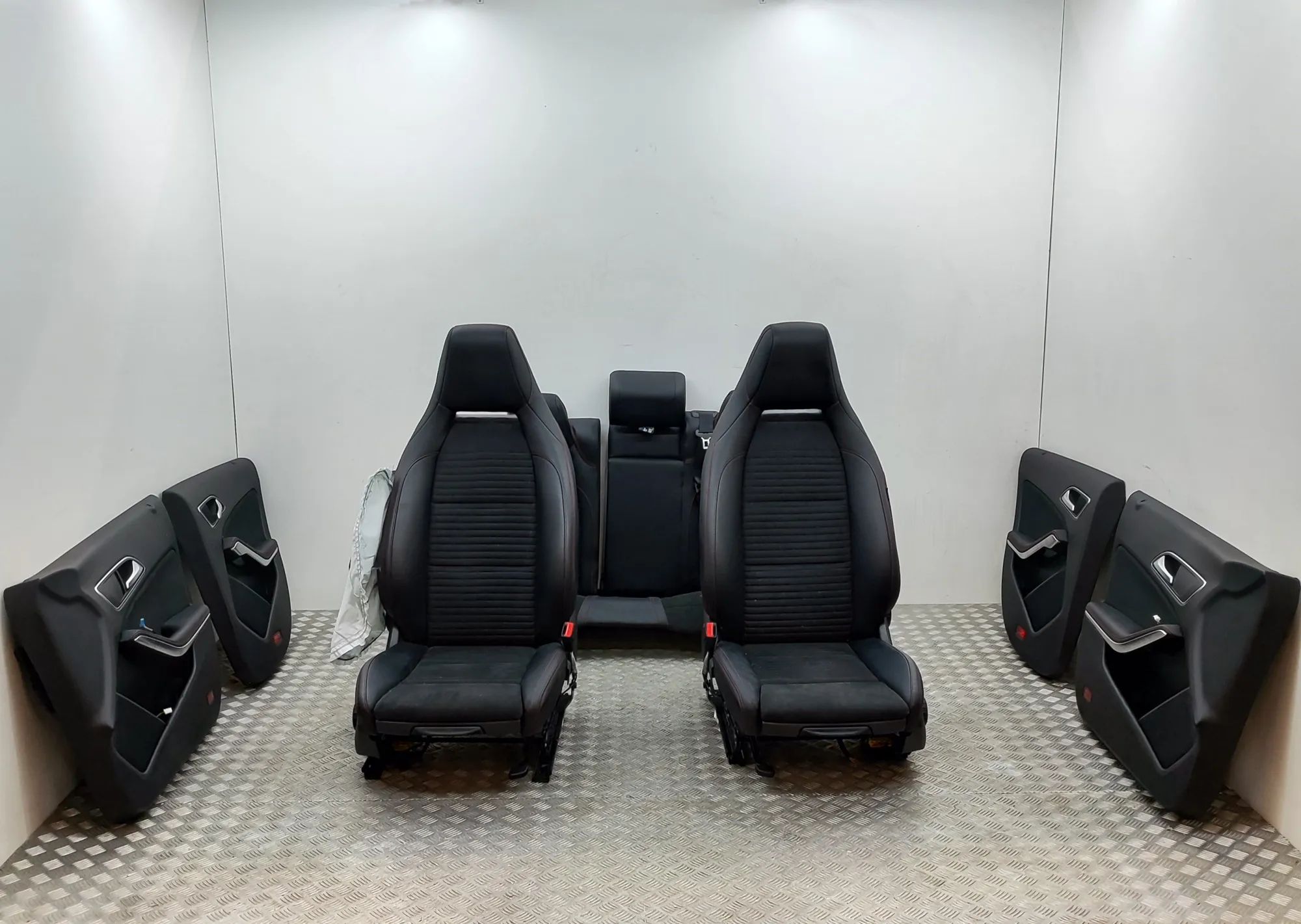 Mercedes-Benz CLA (C117) Interior Seats W/ Door Cards Kit A1177207900, A1767300794, A1177301000, A1177208...