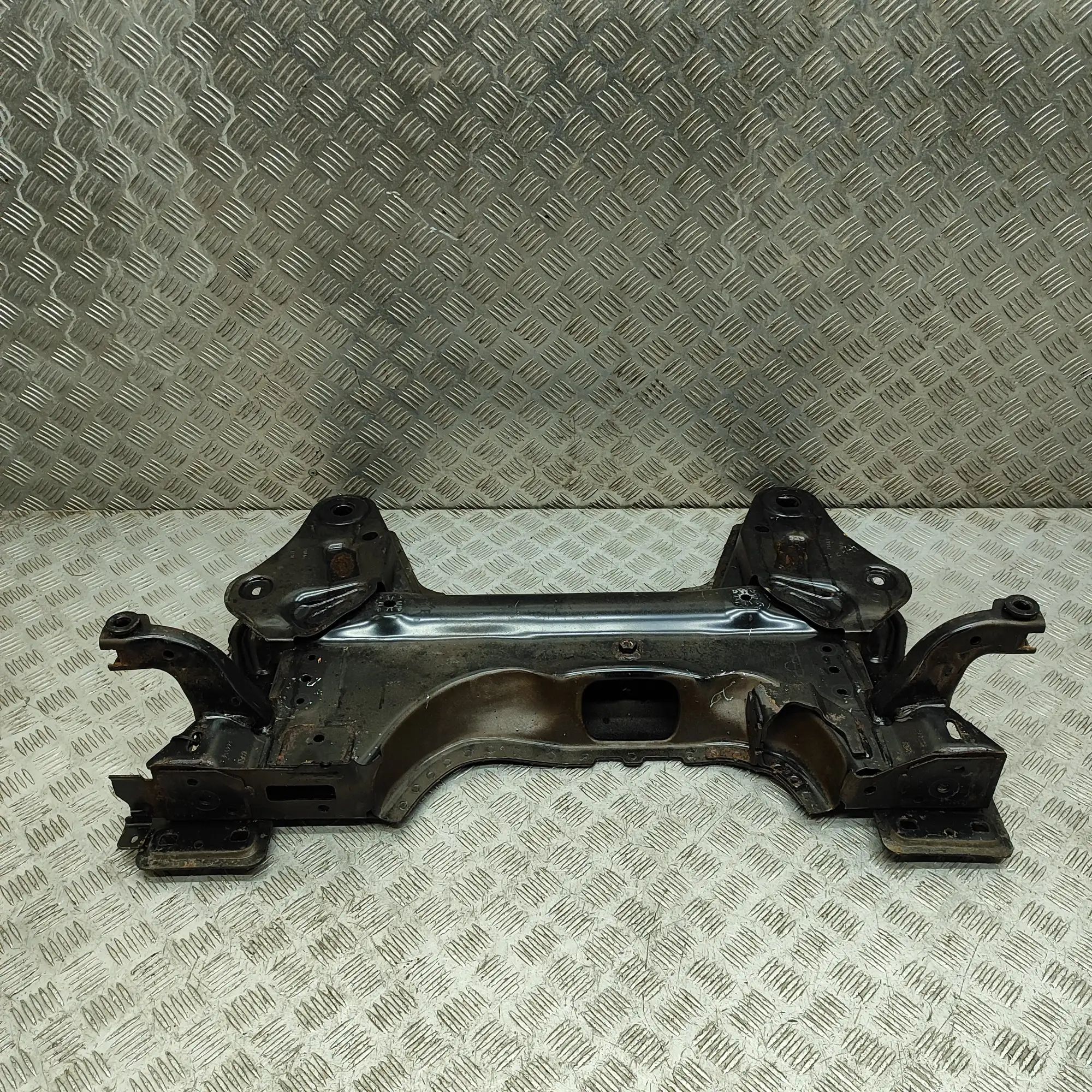 Peugeot 2008 Front subframe 9827504880 Front Subframe PEUGEOT 2008 (II) (20...