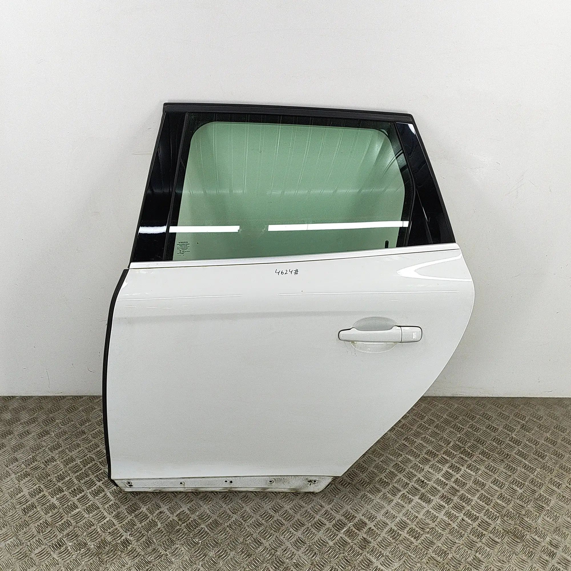 Volvo XC60 Rear Left Door 31335542 Rear Left Door VOLVO XC60 (2008-2017)
...