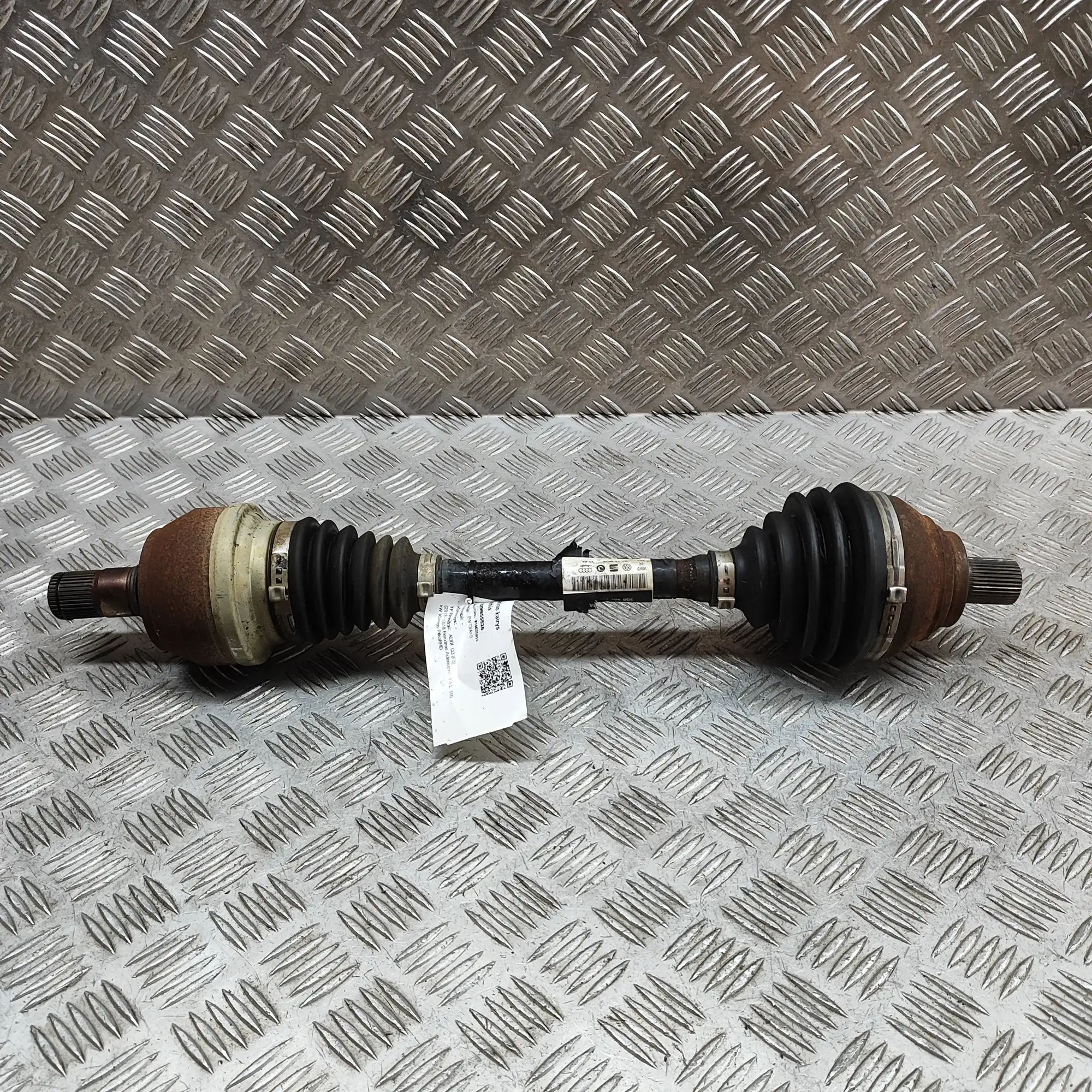 Audi Q3 (8U) Front Left Driveshaft 3Q0407271BA Front Left Driveshaft AUDI Q3 (F3) ...