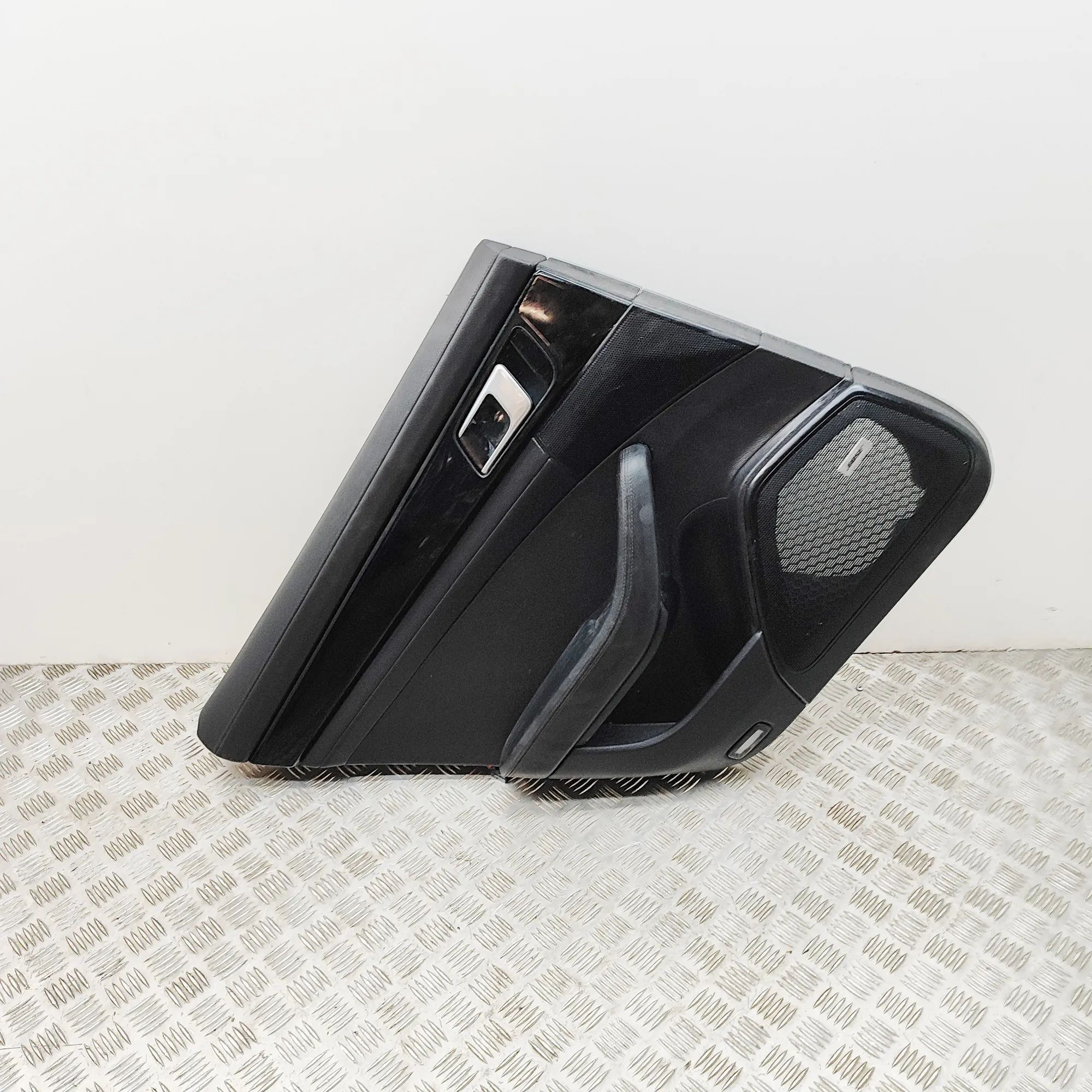 Porsche Panamera Rear Left Door Panel 971867211 Rear Left Door Panel PORSCHE PANAMERA...