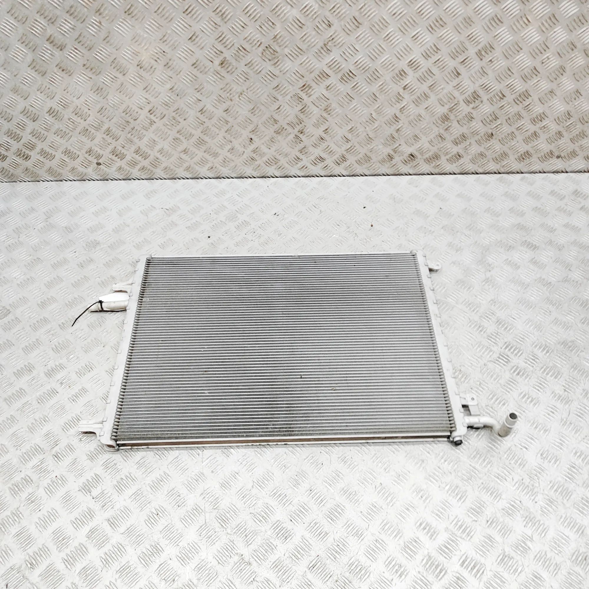 Land Rover Range Rover Evoque Cooling Radiator K8D2-8K230-AC Cooling Radiator LAND ROVER RANGE...