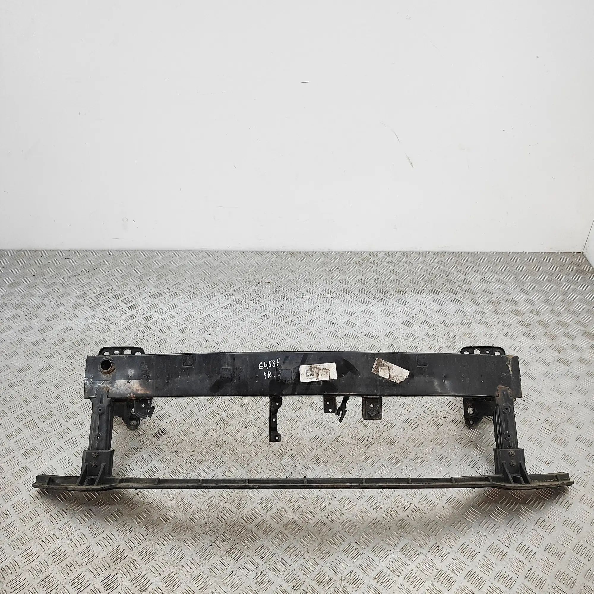 Kia Ceed (CD) Front Reinforcement Crash Bar 64900-J7030, 86571-J7PA0 Front Reinforcement Cr...