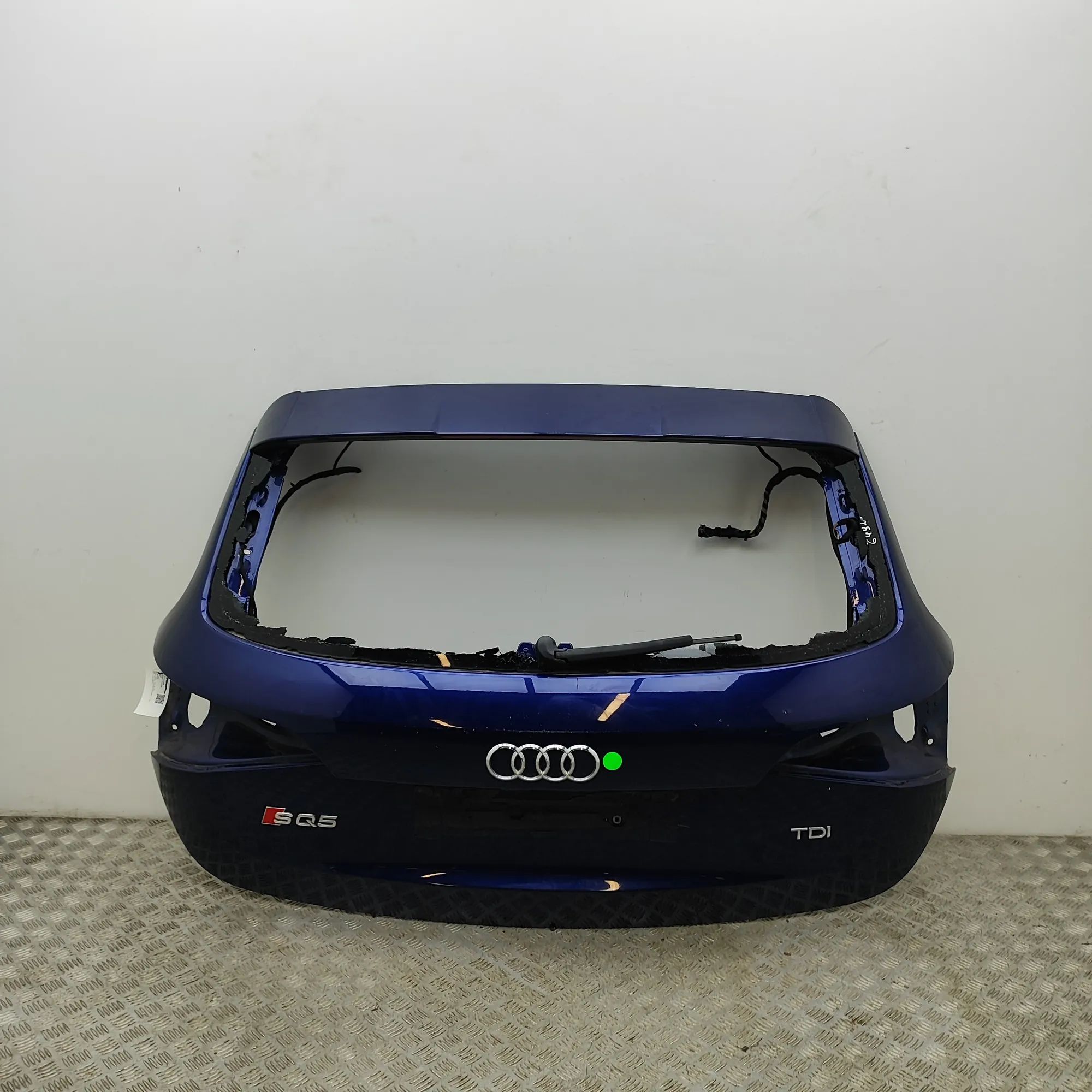 Audi Q5 (8R) Tailgate Bootlid 8R0827023C Tailgate Bootlid AUDI Q5 (8R) (2008-...