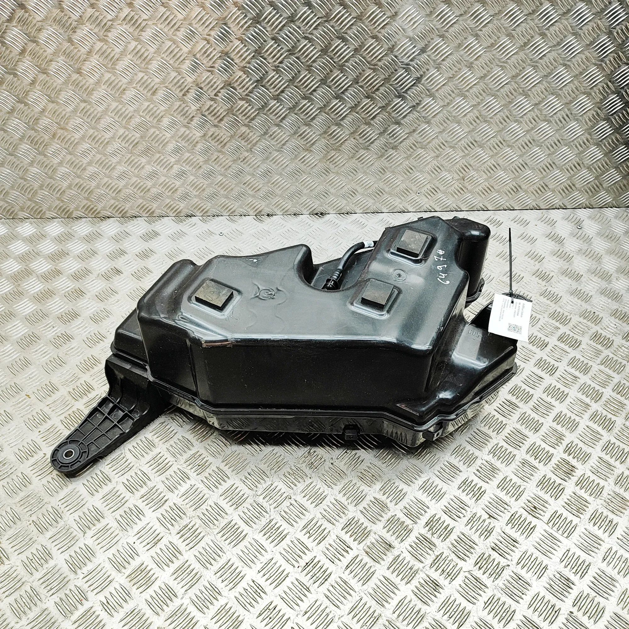 BMW X6 (G06) Adblue бачок 9488143 AdBlue Tank BMW X6G06 (2019-...)

Part ...