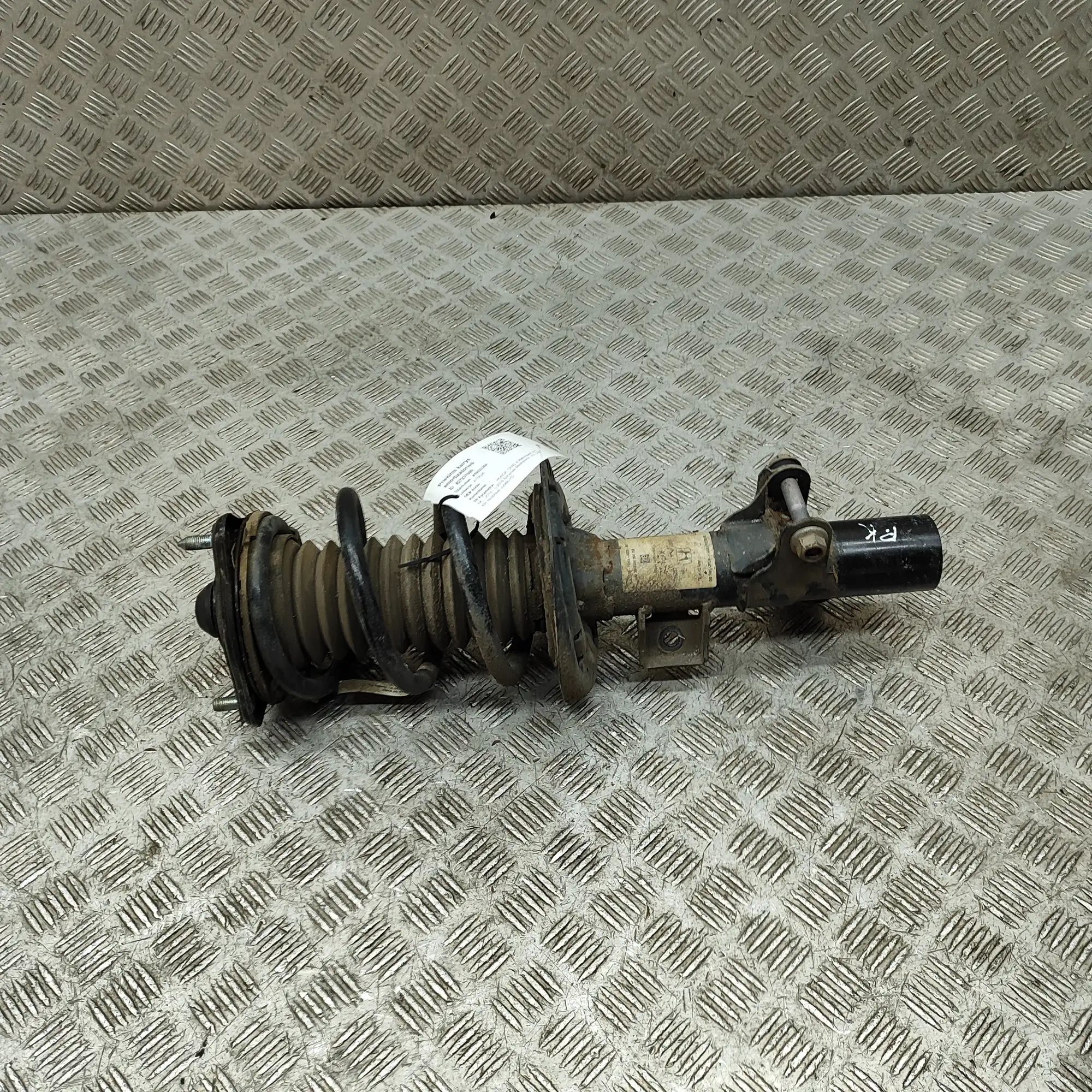 Honda Civic Front Left Shock Absorber 51620-TGHA-A020-M1 Front Left Shock Absorber HO...