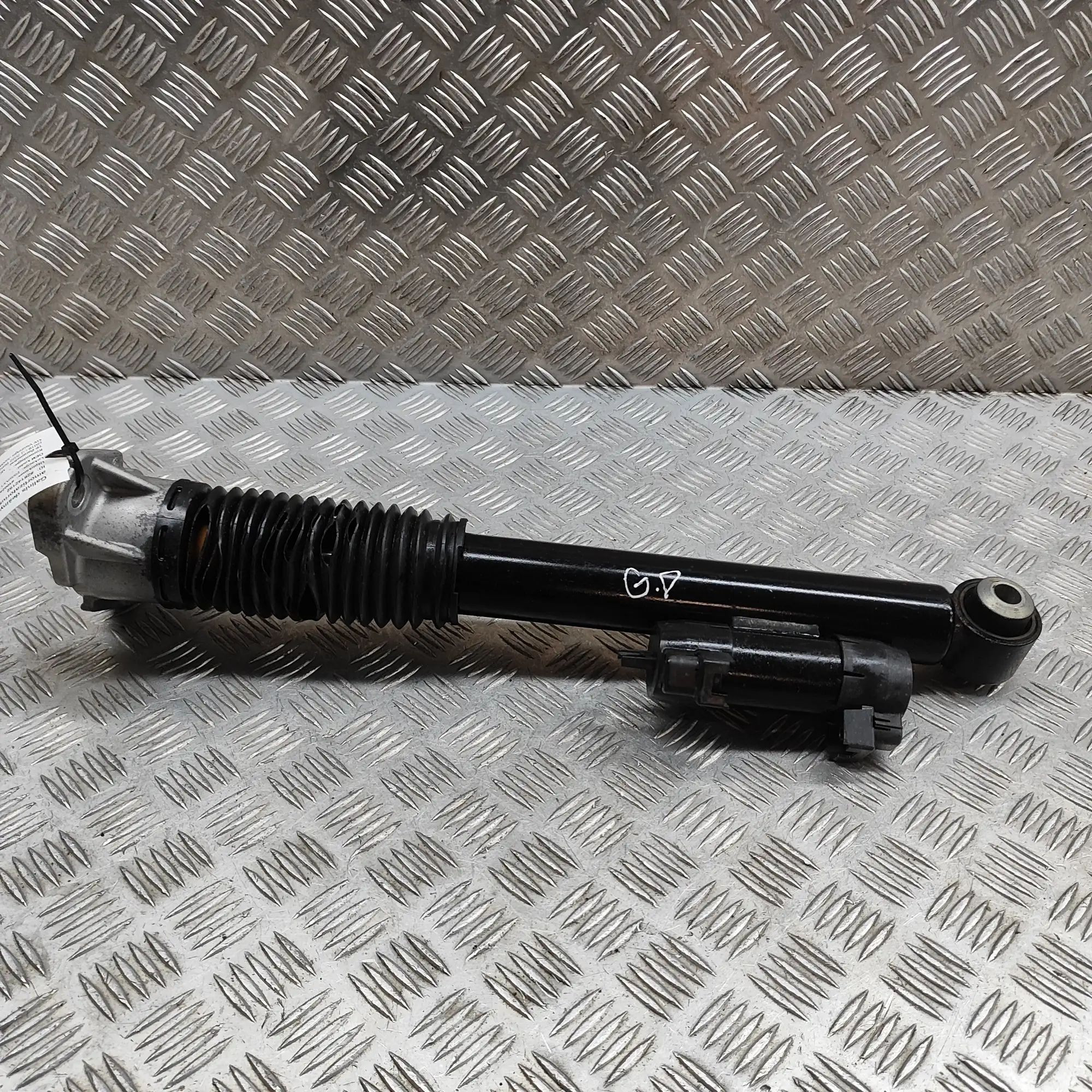 Mercedes-Benz GLS (X167) Rear Right Shock Absorber A1673200405 Rear Right Shock Absorber MERCEDES-...