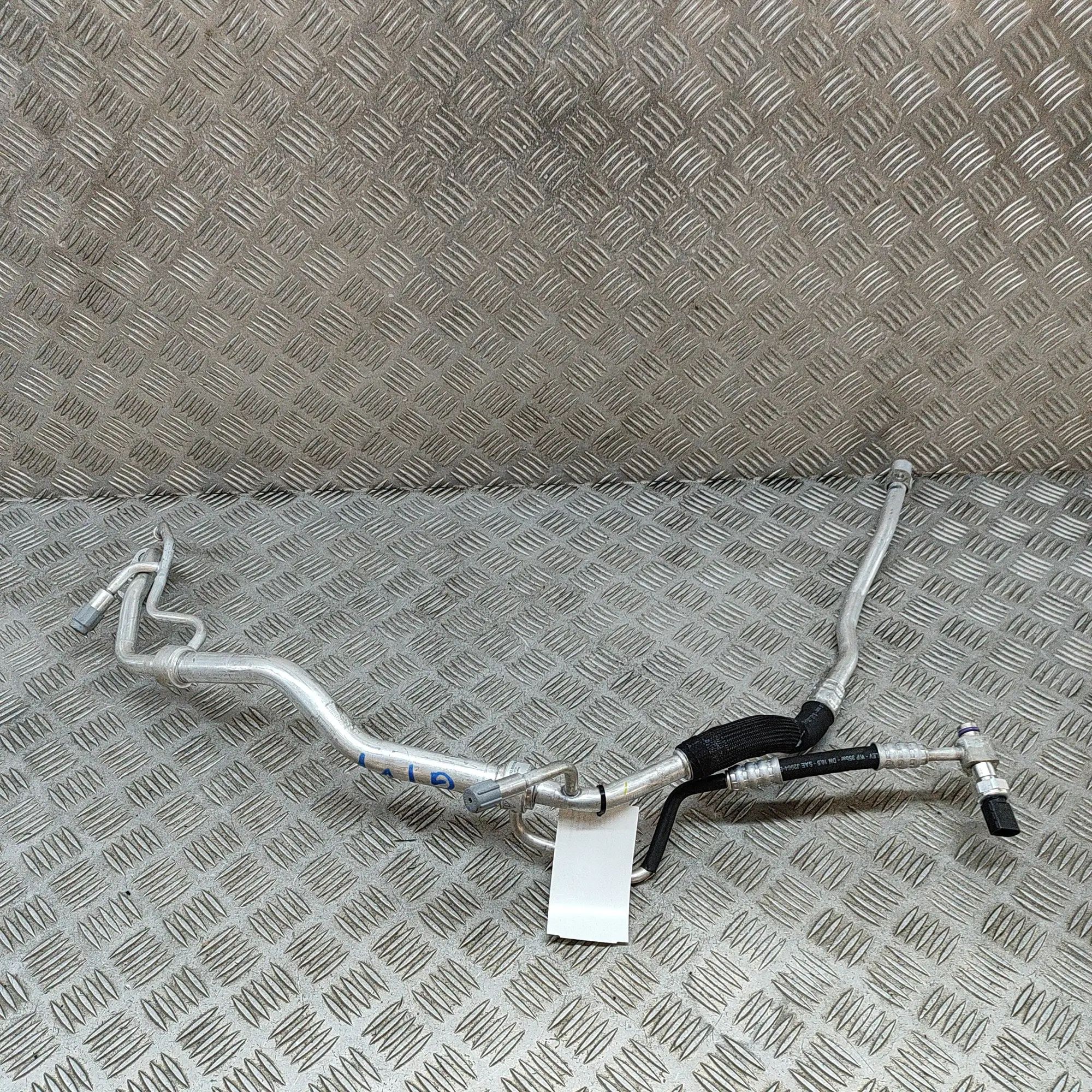 Porsche 911 (992) A/C Air Con Hose Pipe 992.816.114.D, 5Q0959126B, 992816114D A/C Air C...