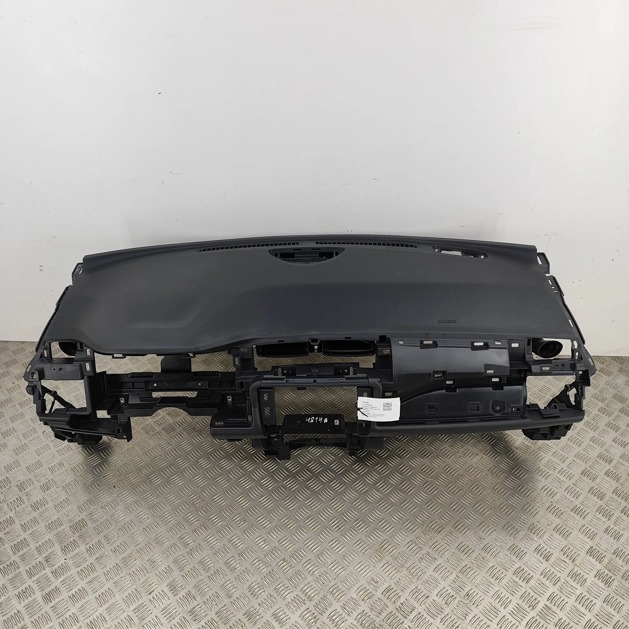 Nissan Leaf Dashboard 681P3-5SHOB, 68200-5SH2B Dashboard NISSAN LEAF ...
