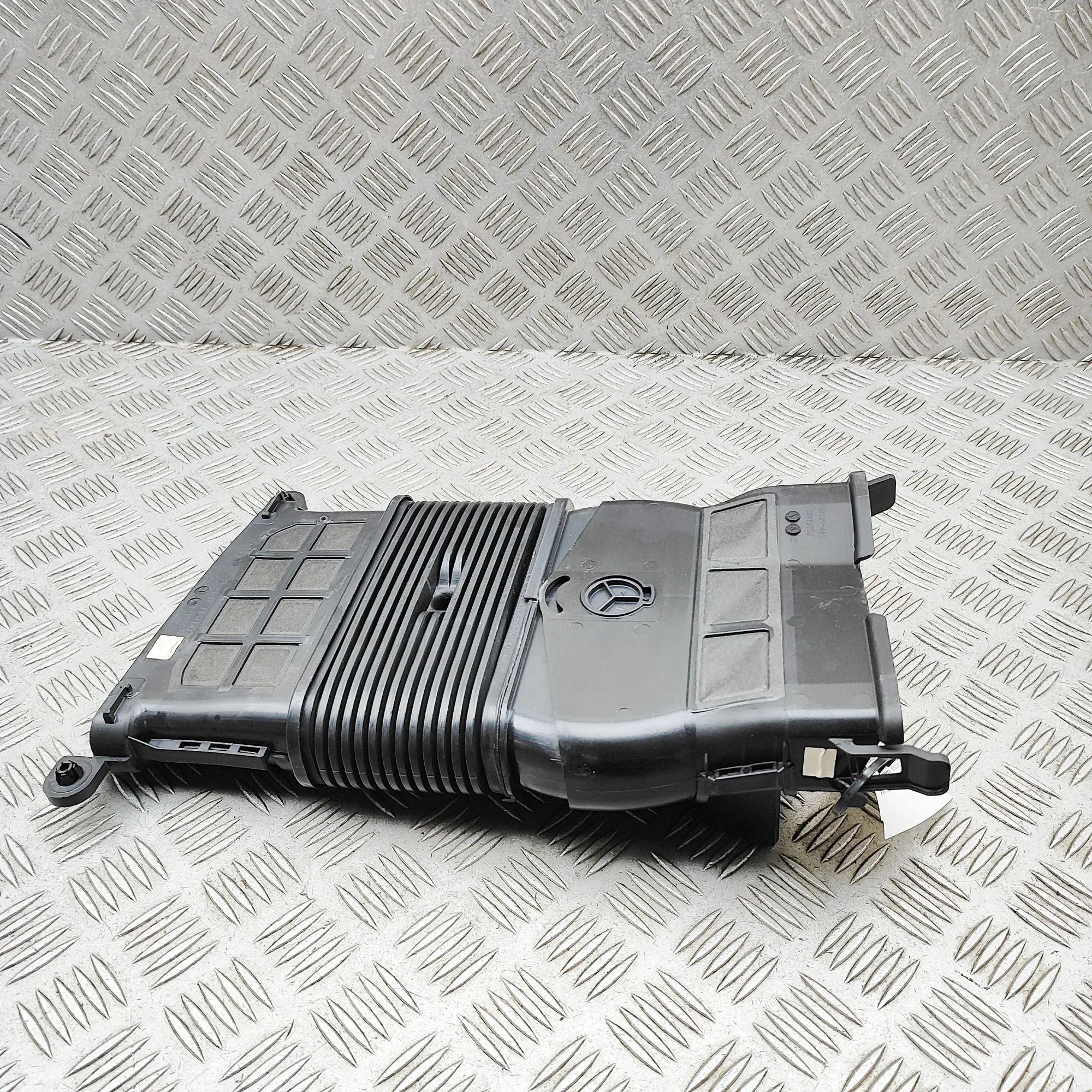 Mercedes-Benz A (W177) Air Intake Tube A2560940400 Air Intake Tube MERCEDES-BENZ S-CLA...