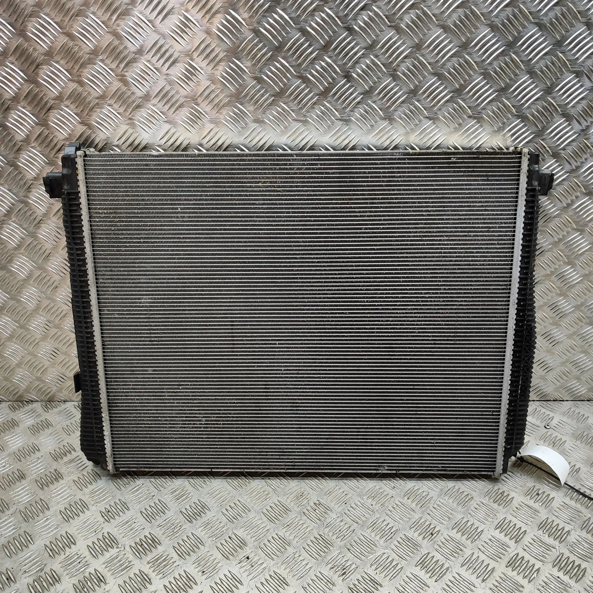 BMW 4 (F32 / F33 / F36) Cooling Radiator 8747893 Cooling Radiator BMW 4 SERIES (Coupe G2...