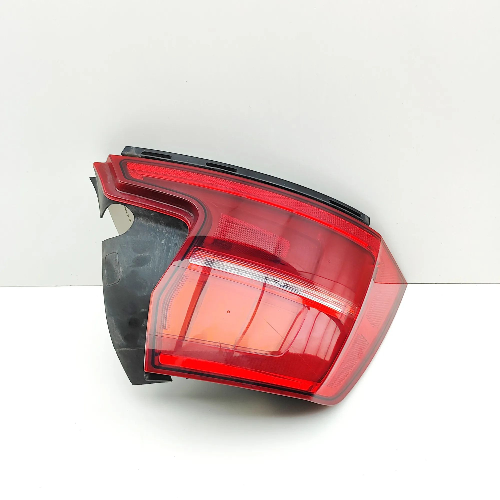 Volvo S90 Rear Left Tail Light 90125398, 31656773 Rear Left Tail Light VOLVO S...
