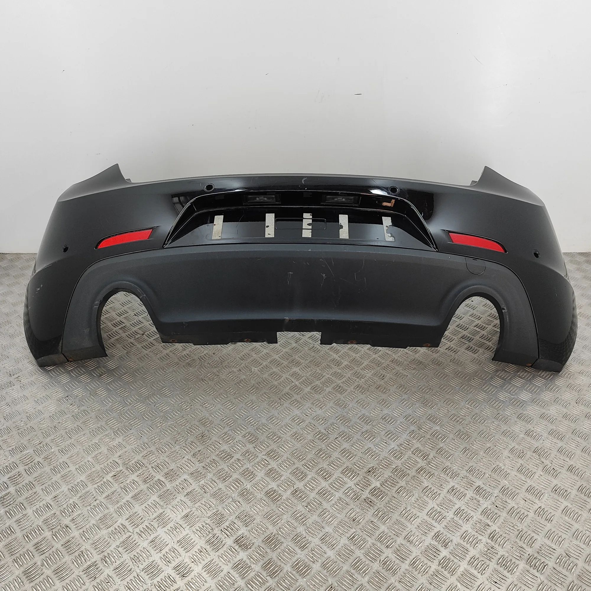 Alfa-Romeo Giulietta (940) rear bumper 156093406 Rear Bumper ALFA ROMEO GIULIETTA (940...