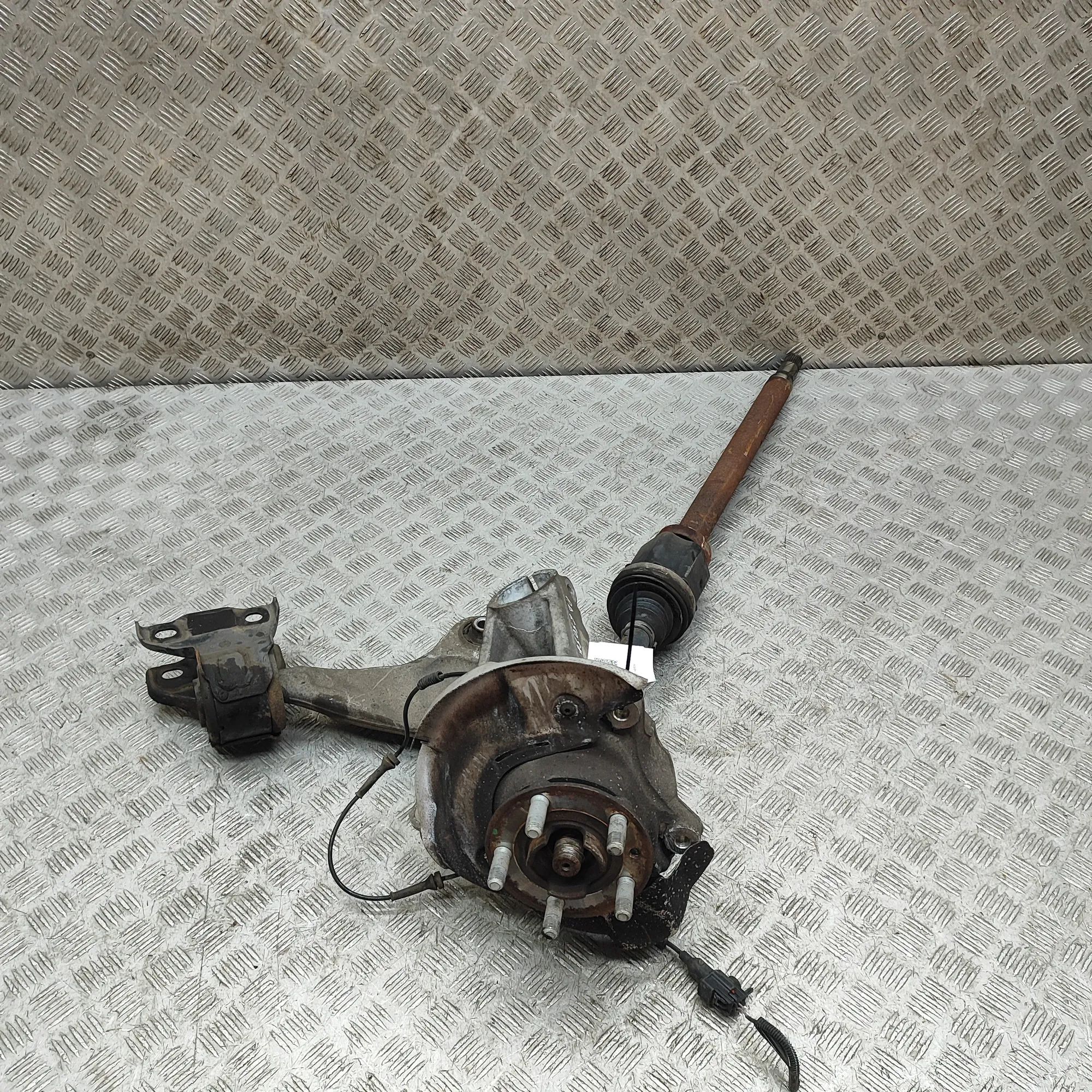 Land Rover Range Rover Evoque Front Right Wheel Hub 8J32-3A052, GJ32-2D206-A, LR078657, LR077913, L...