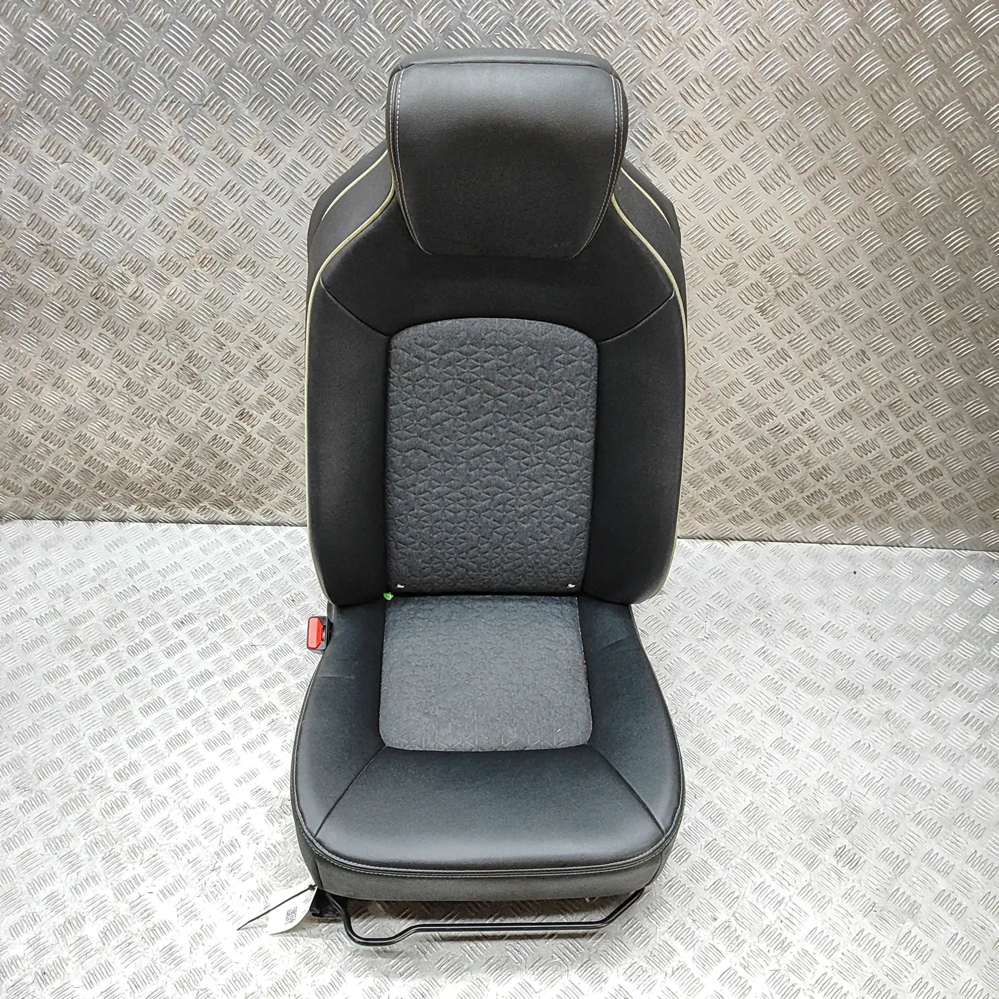 Renault Zoe Front Left Seat 876701707R, 873705659R Front Left Seat RENAULT ...