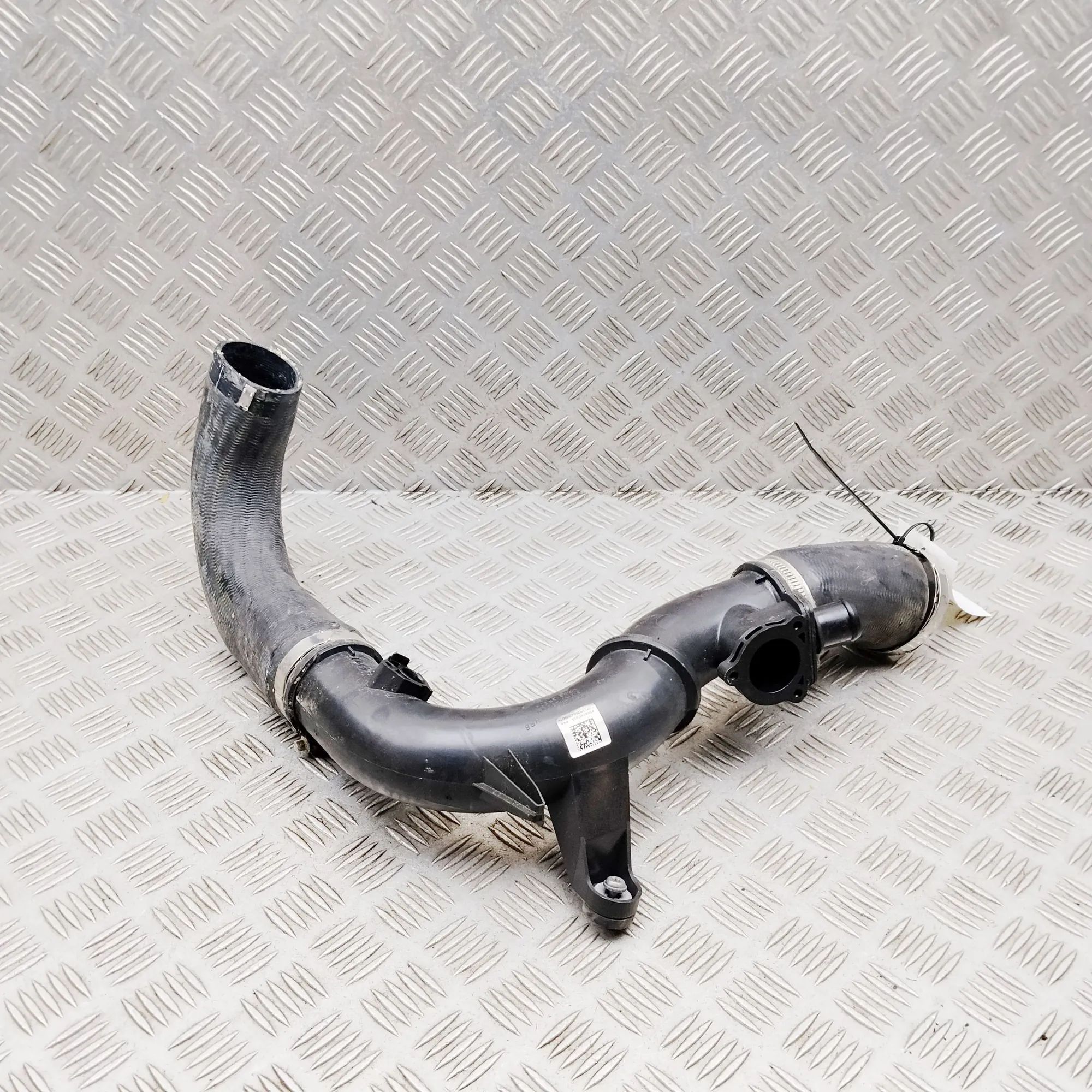 Audi A3 (8Y)  Intercooler Hose Pipe 5WA145792G, 5WA145770 Intercooler Hose Pipe AUD...